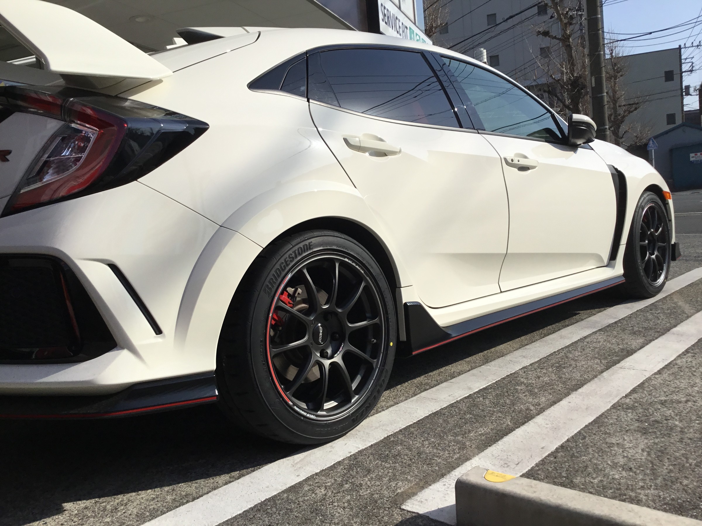 ホンダ 新型シビック タイプR 鈴鹿サーキット試乗レビュー by 島