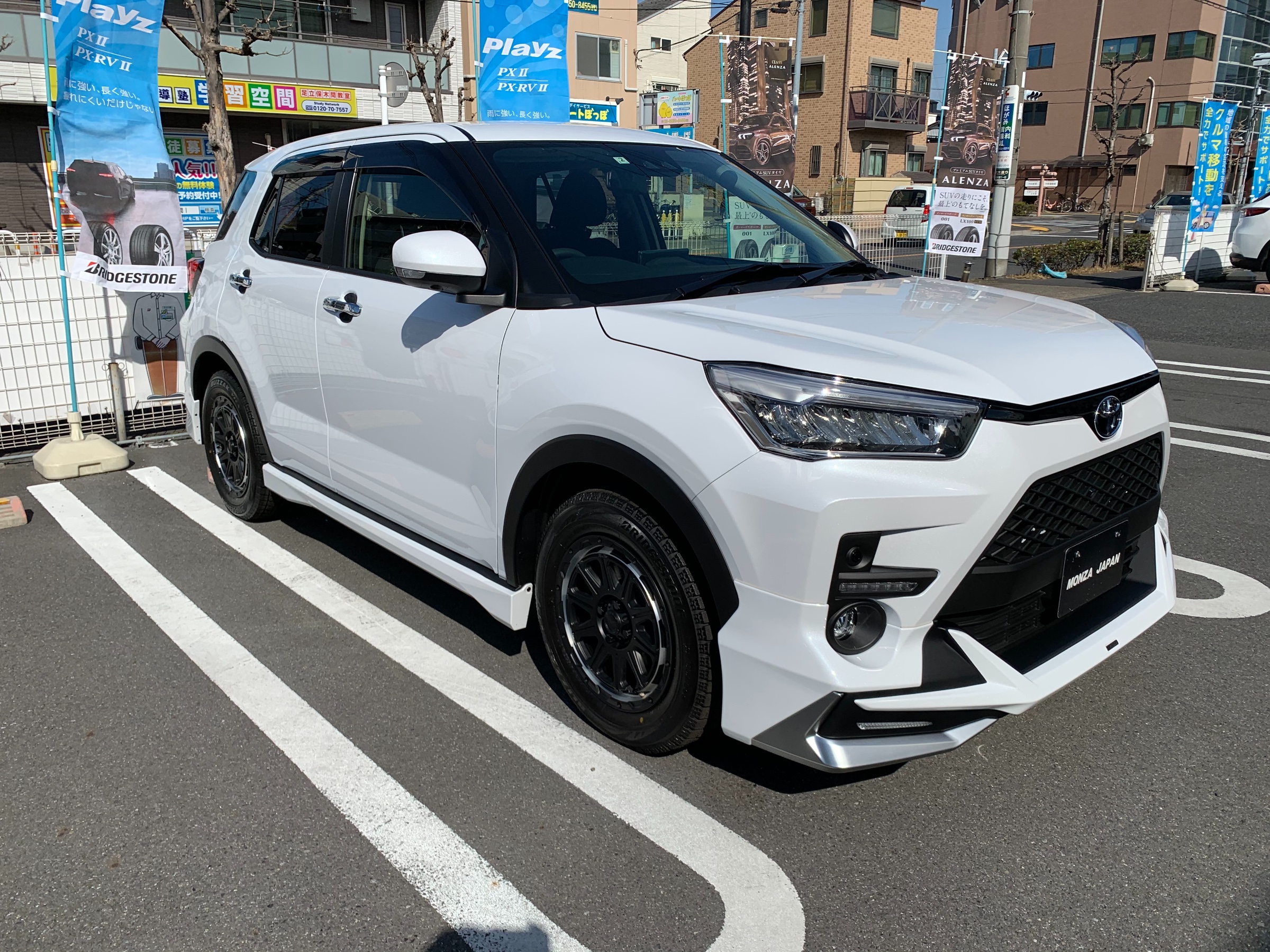 ライズ スタッドレスタイヤセット装着！！ | トヨタ ライズ ホイール