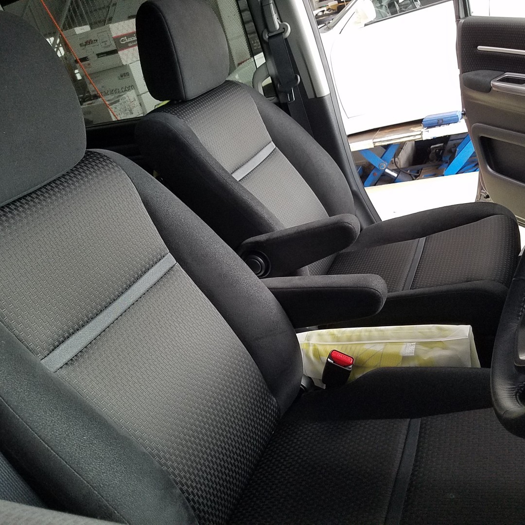 ステップワゴン シートカバー With Corporation Group スタッフの元気blog