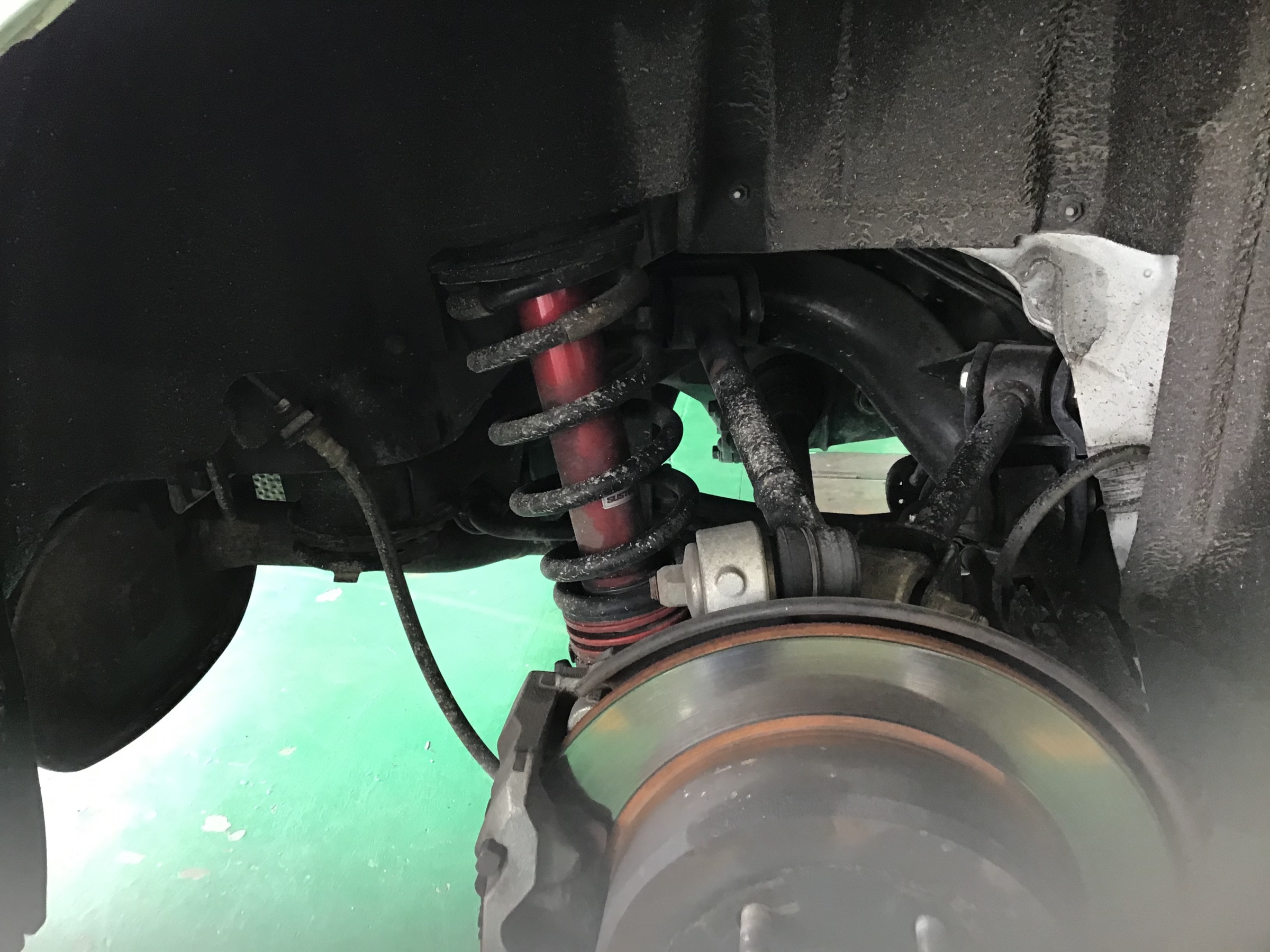 Grx130 マークx 車高調取り付け トヨタ マークx パーツ取付 サスペンション取付 サービス事例 タイヤ館 中津川 岐阜県のタイヤ カー用品ショップ タイヤからはじまる トータルカーメンテナンス タイヤ館グループ