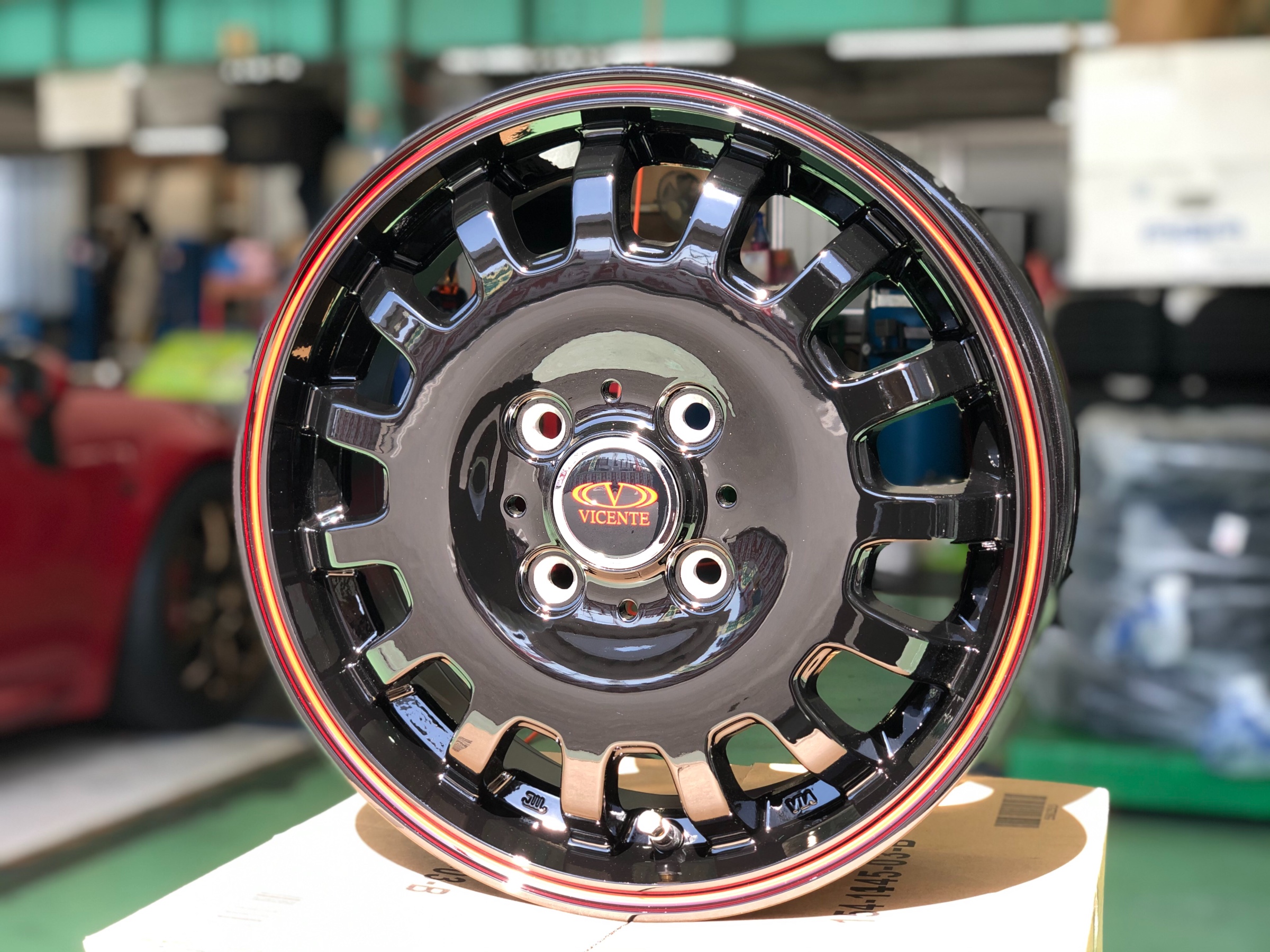 weds VICENTE-04入荷しました♪ | 店舗おススメ情報 | タイヤ館 松原