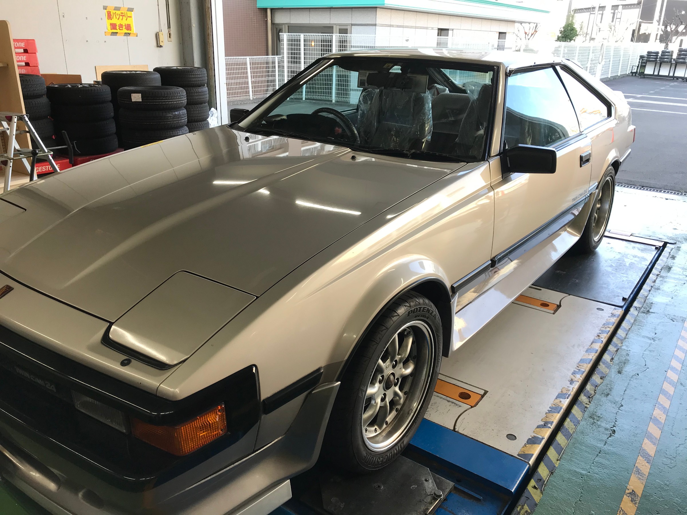 トヨタ セリカxx ドライブレコーダー取付 サービス事例 タイヤ館 沼津沢田 タイヤからはじまる トータルカーメンテナンス タイヤ館グループ