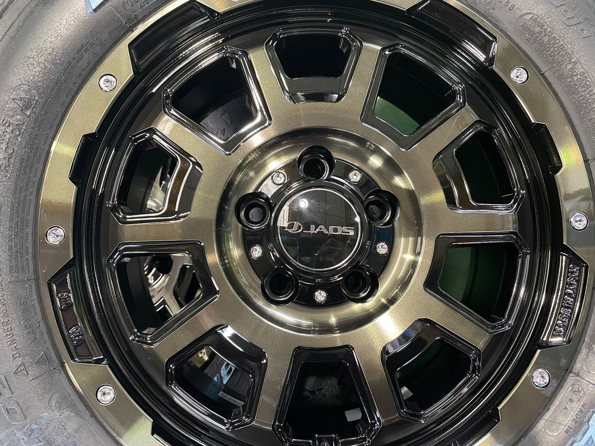 ☆売り切り！！☆JAOS 18インチ 5穴　スタッドレスタイヤ付き！ ☆売り切り！！☆JAOS 18インチ 5穴 スタッドレスタイヤ付き！ jaos 18