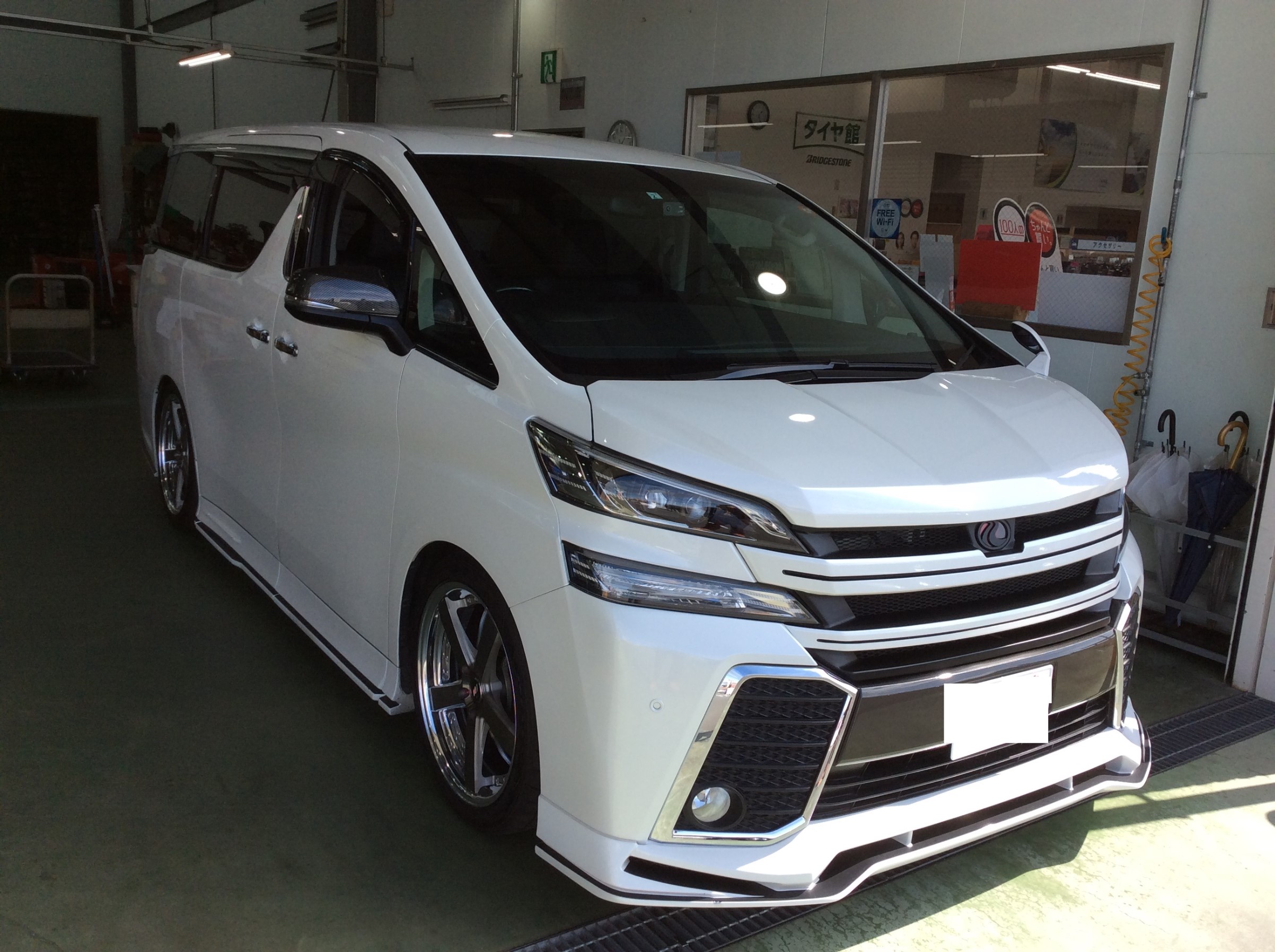 VELLFIREにWORK ZEAST ST2 装着 | 店舗おススメ情報 | タイヤ館 箕輪