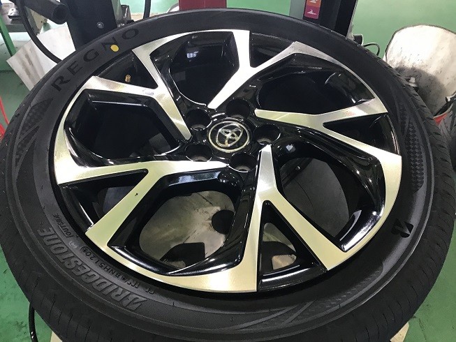 トヨタ C-HR REGNO GR-XⅡ タイヤ交換 | 店舗おススメ情報 | タイヤ館 