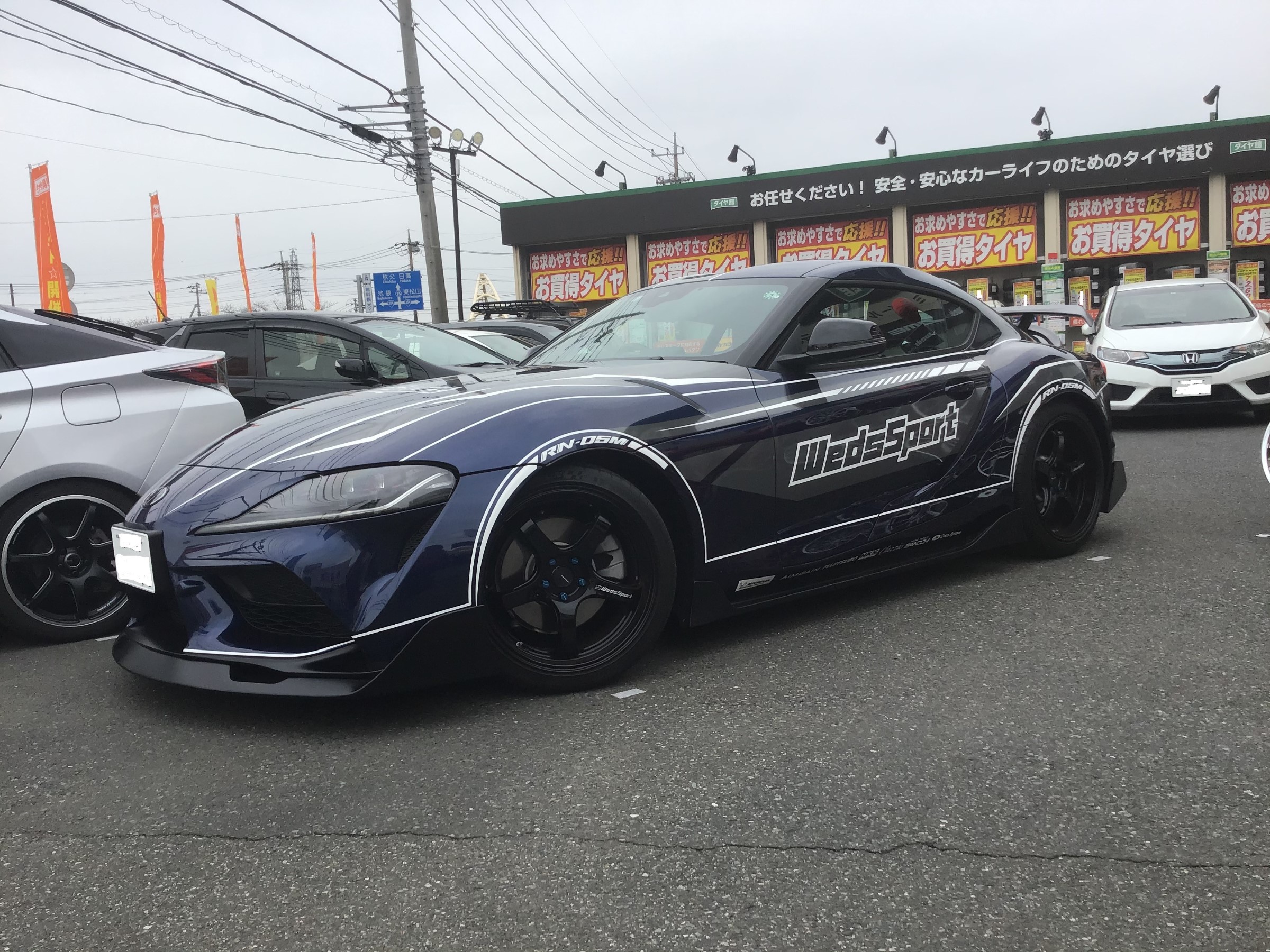 メーカーデモカー