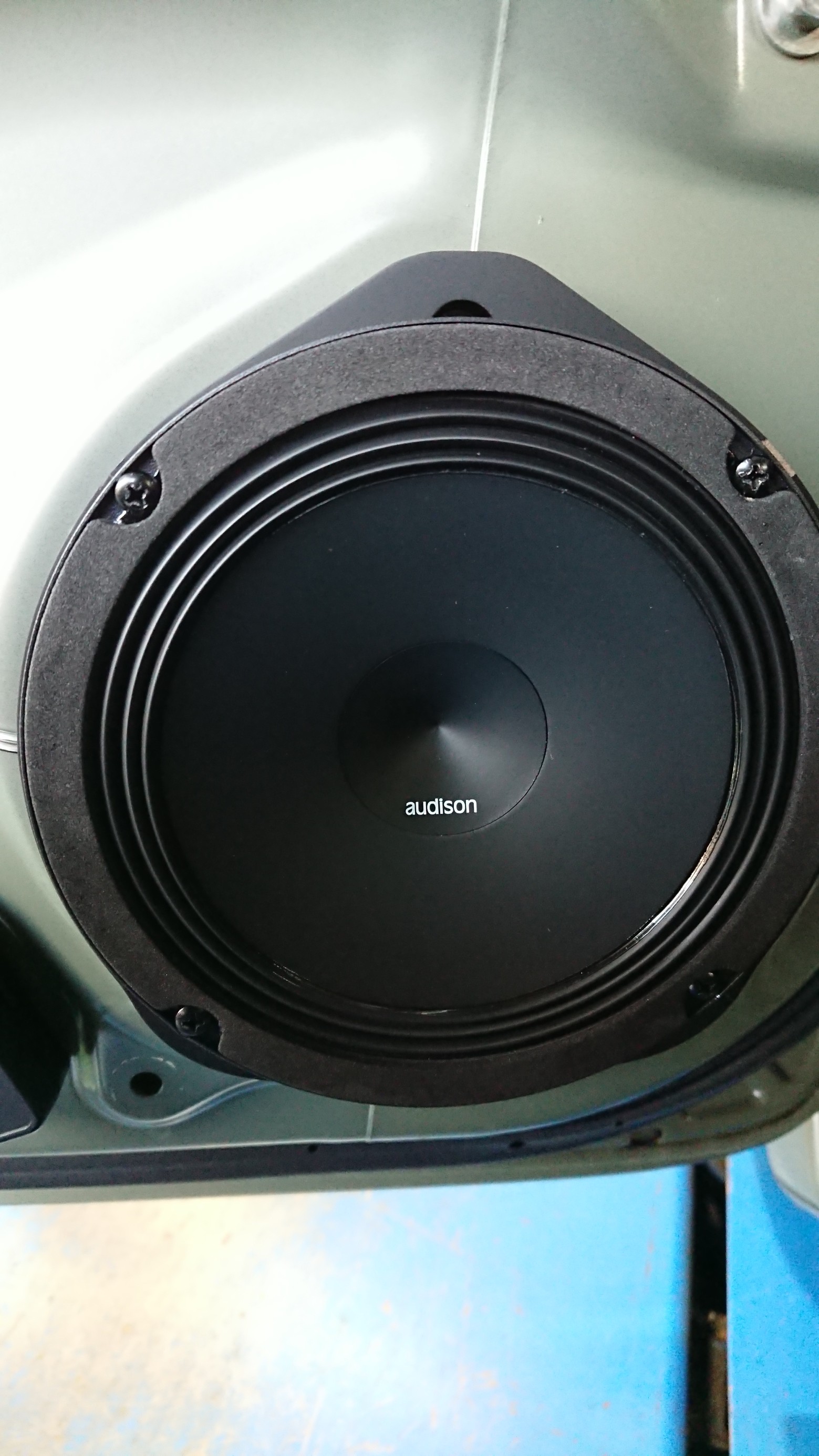 ホンダ N One スピーカー取り付け ホンダ N One Av ナビ機器 カー用品取付 Av商品取付 サービス事例 タイヤ館 大分 タイヤからはじまる トータルカーメンテナンス タイヤ館グループ