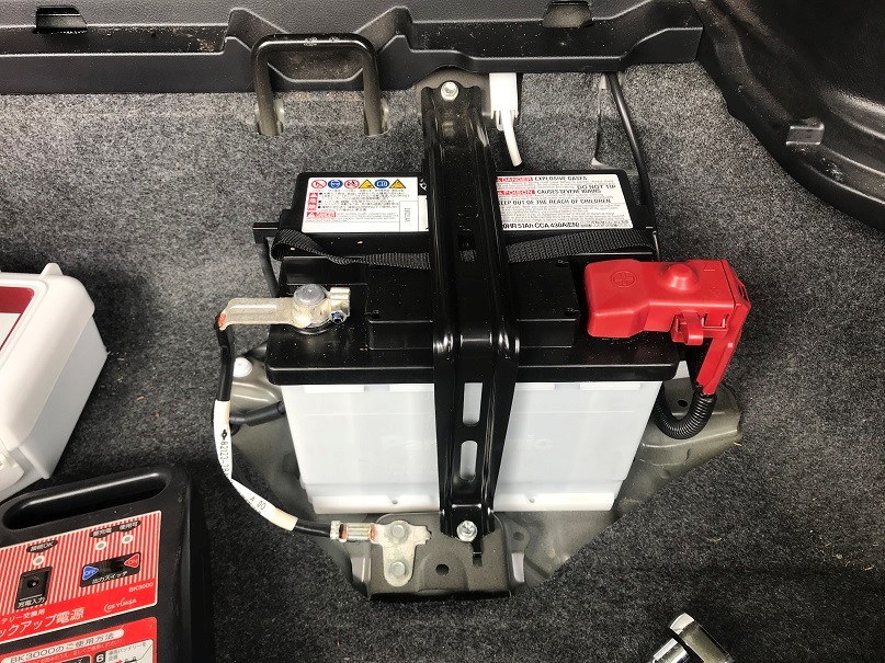 ZWR80W VOXY ハイブリッド車 バッテリー交換 | 店舗おススメ情報
