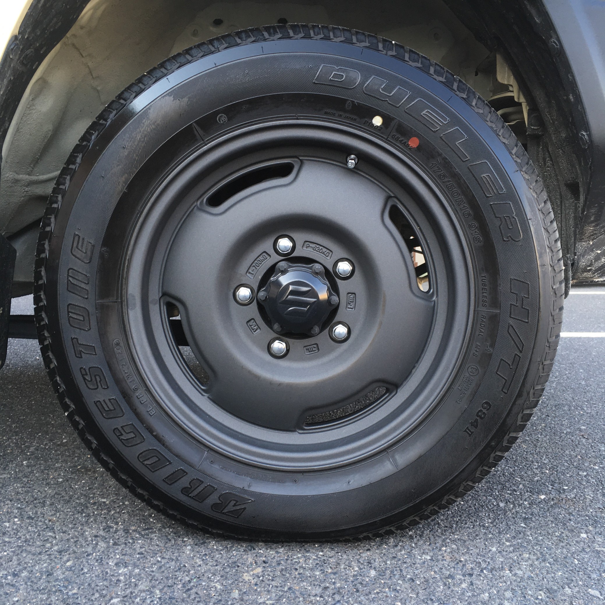 新型ジムニーに【ワイルドボア SR】をお取り付け♪ | 店舗お