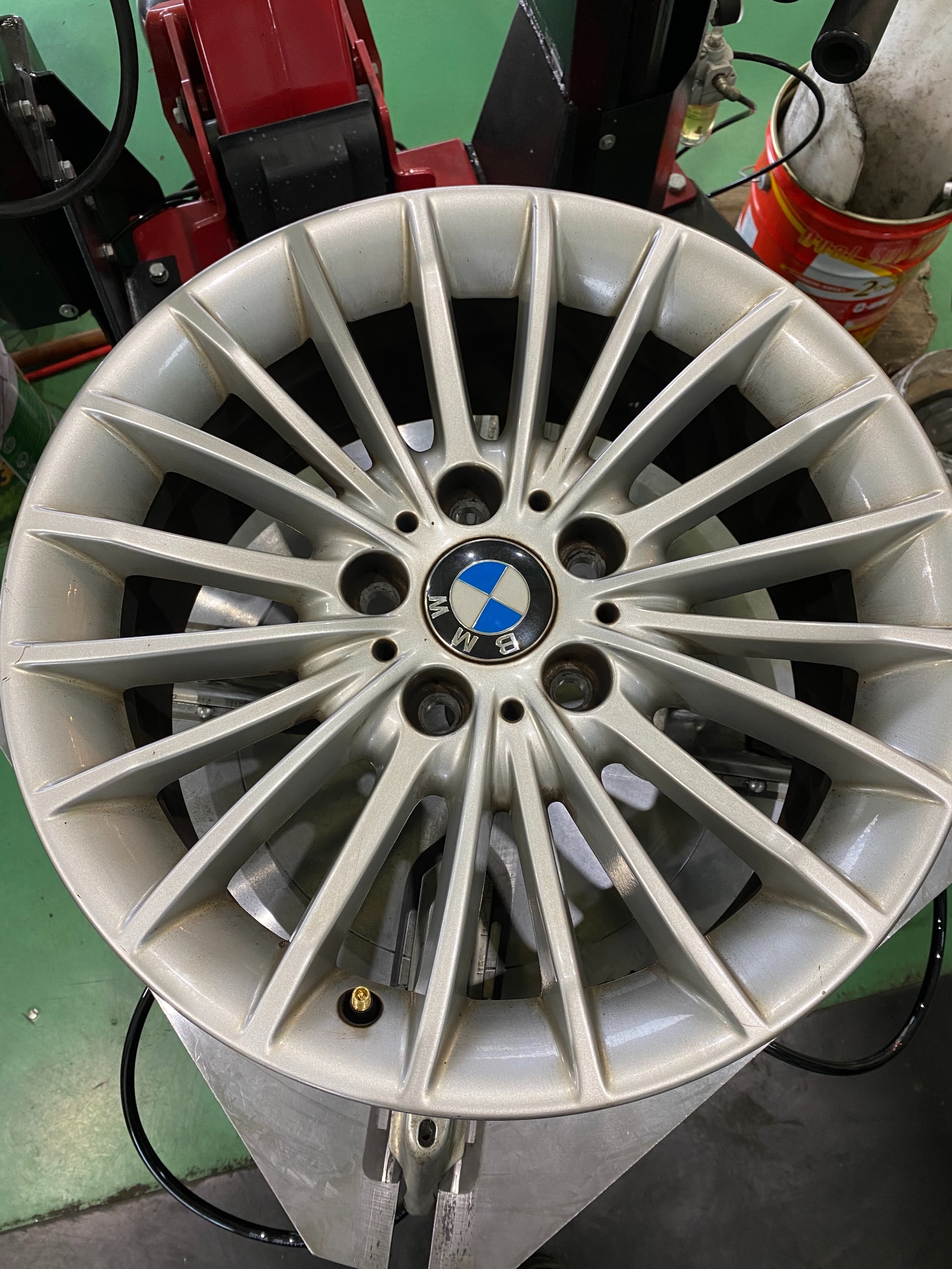 超定番 ＢＭＷ純正19インチホイール ランフラットタイヤ4本 ienomat.com.br