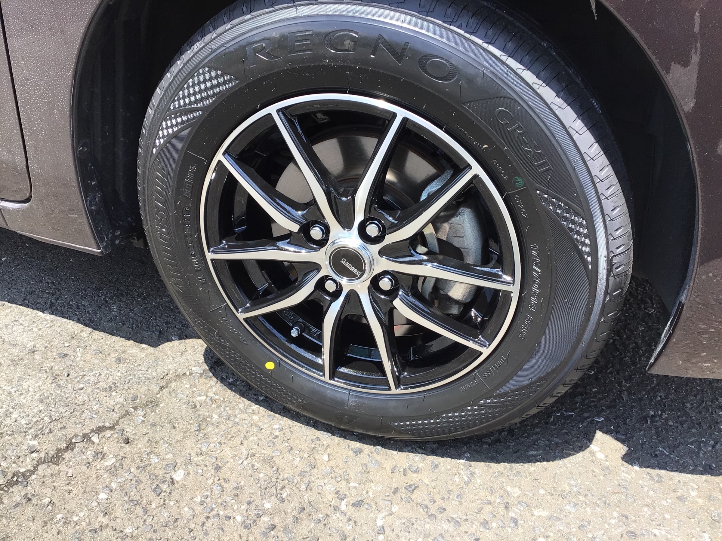 Fit タイヤホイールセット取り付け サービス事例 タイヤ館 東久留米 東京都のタイヤ カー用品ショップ タイヤからはじまる トータルカーメンテナンス タイヤ館グループ