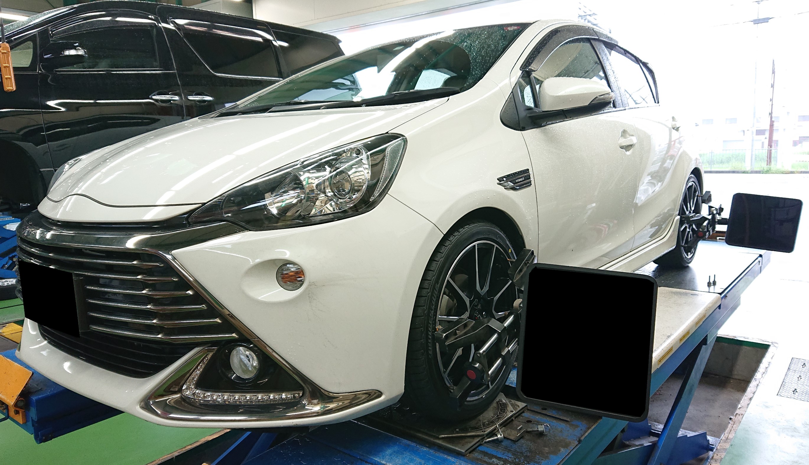 ☆『トヨタ・アクア G's x POTENZA RE050A 純正タイヤ交換