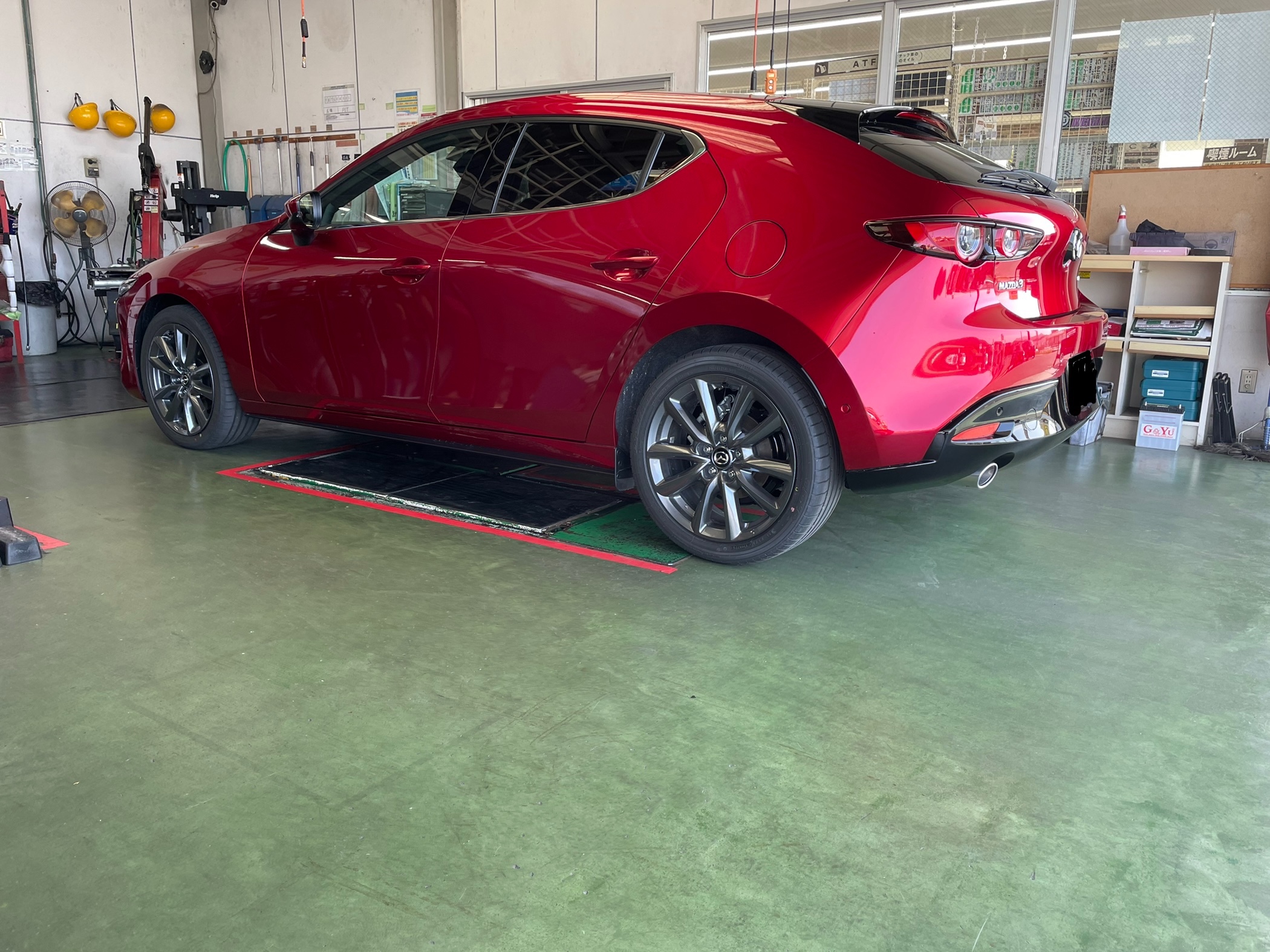 MAZDA マツダ3 に、アルミホイールお取付！！ | マツダ MAZDA3
