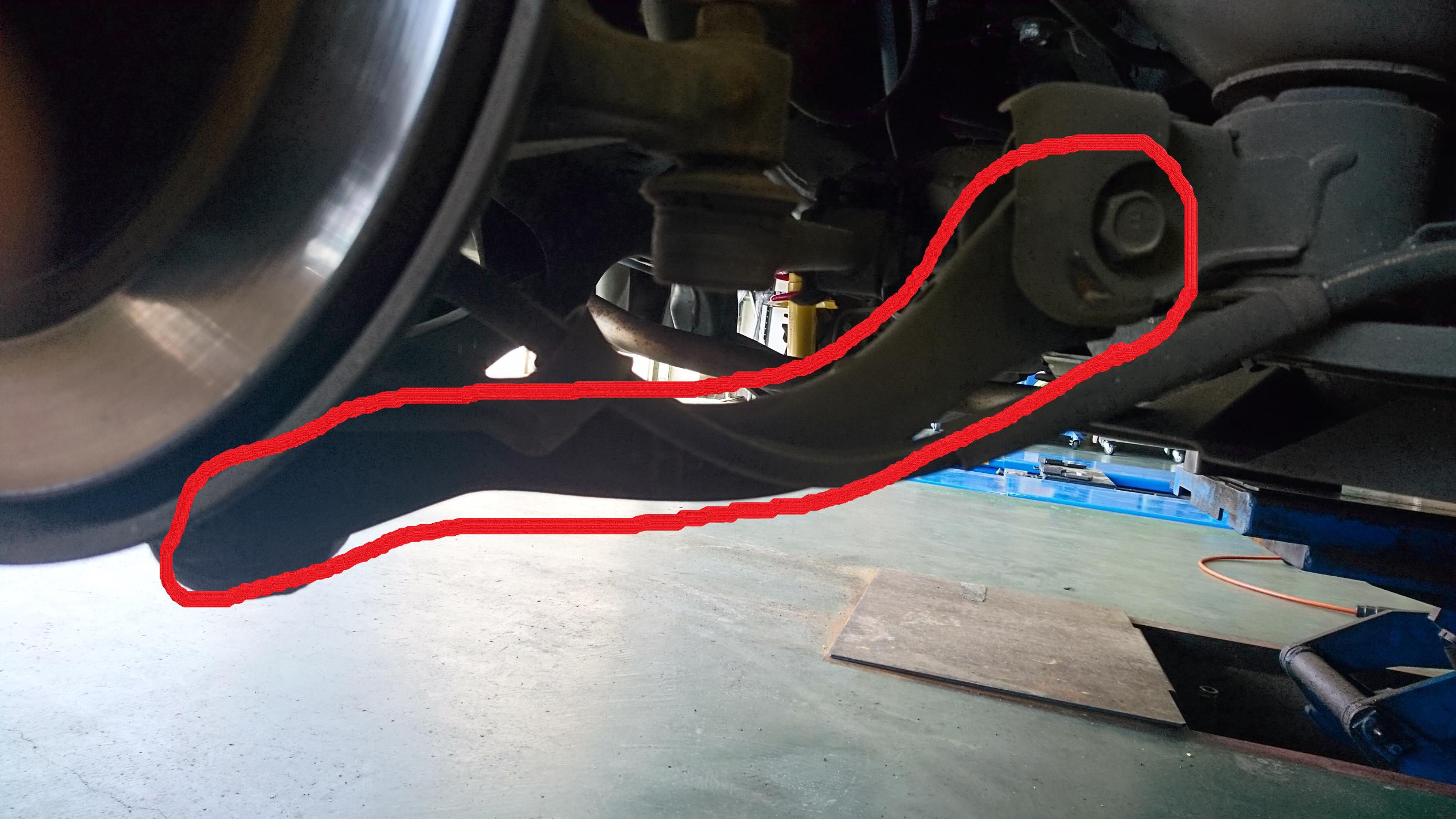 GP系 インプレッサに【STIトレーリングリンクセット】交換取付