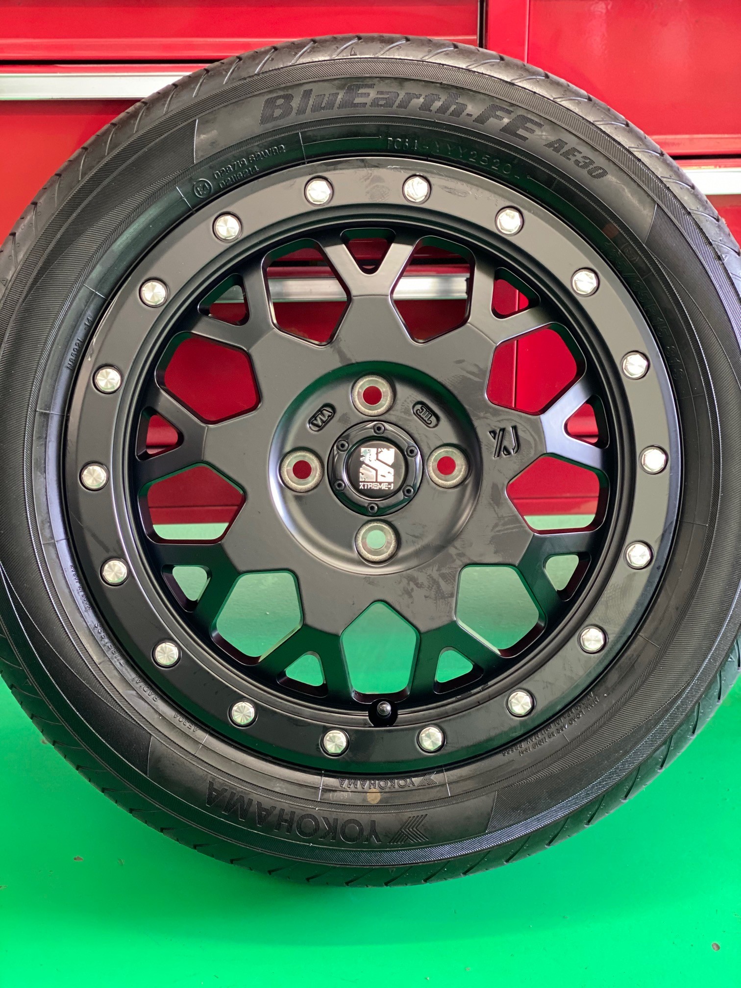 ダイハツ タフト エクストリームJ XJ04 15インチ取付 スタッドレス