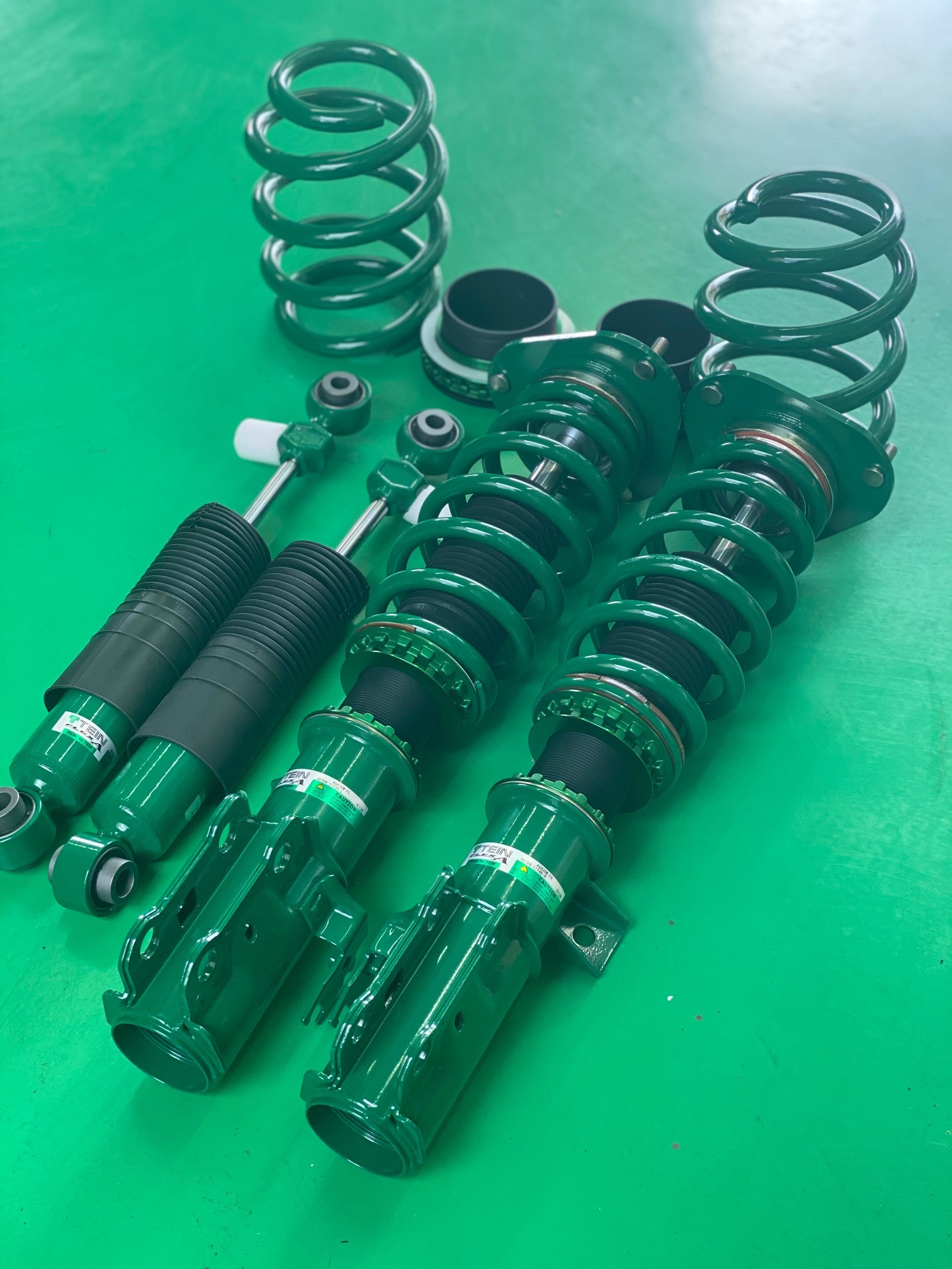 アルファード（AGH30） TEIN FLEX-A 車高調 取付 | 店舗おススメ