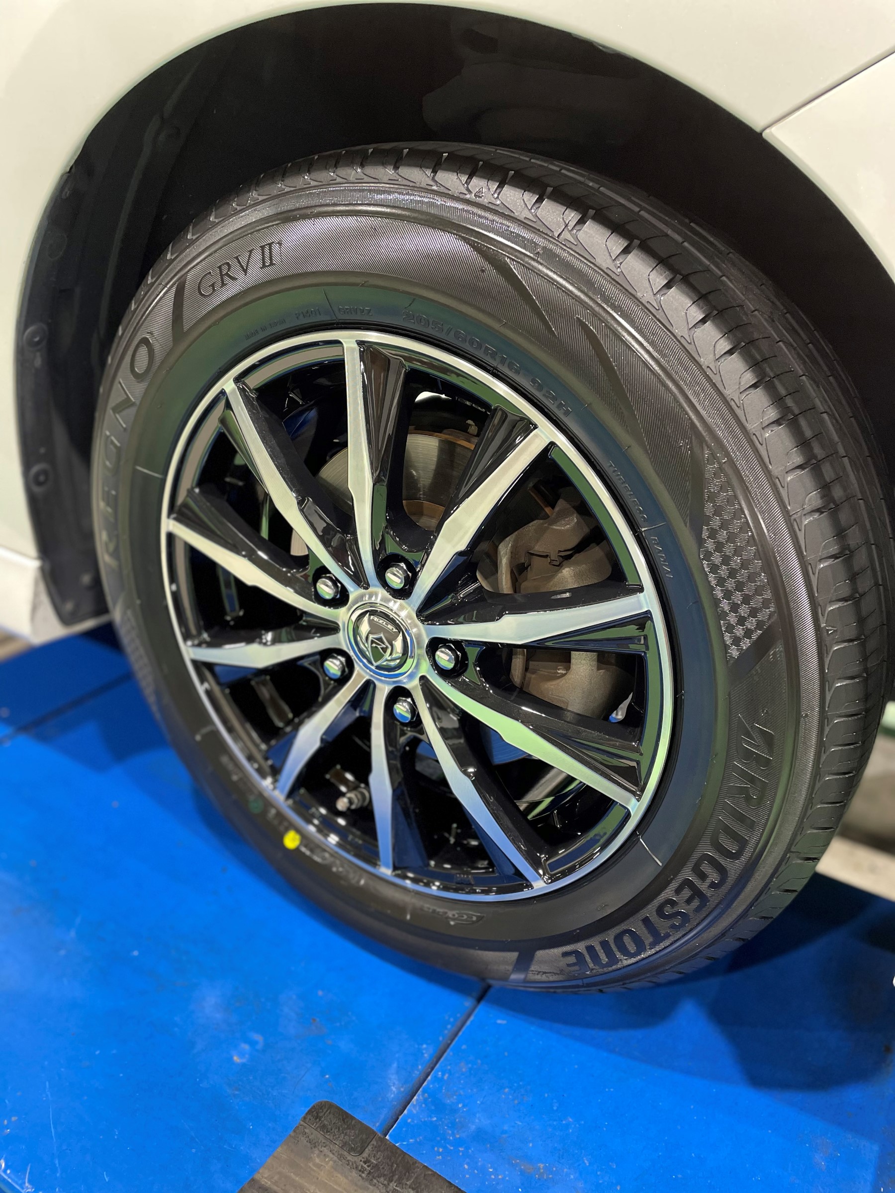 ホンダ ステップワゴン」に「WEDS ライツレーMG」を装着！ | ホンダ