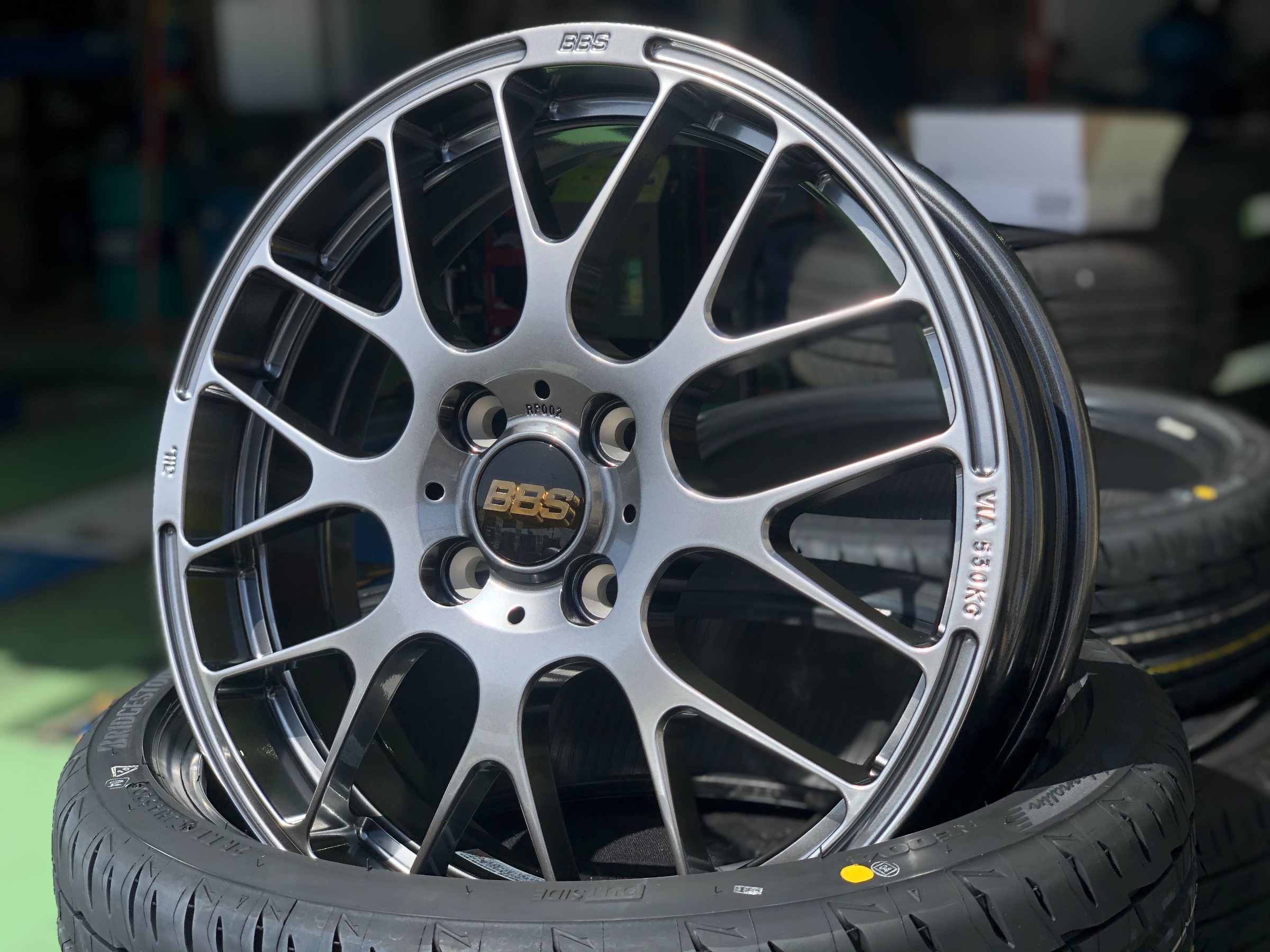 ホンダ N-BOX カスタムにBBS RP+POTENZA RE004装着です！ | 店舗お