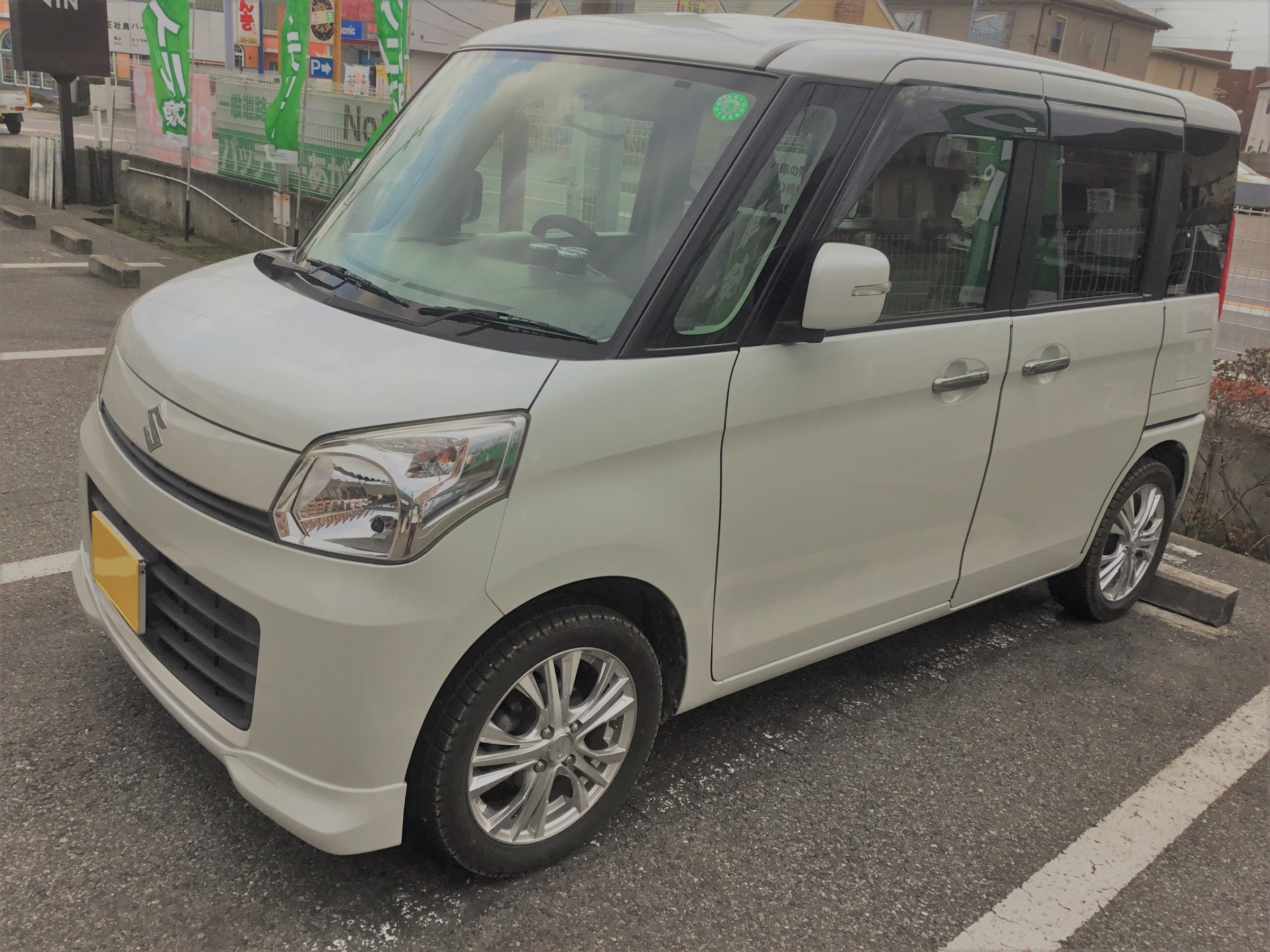 MK32S型スペーシア、NEW夏タイヤ＆NEWアルミホイールで夏⇔冬タイヤの