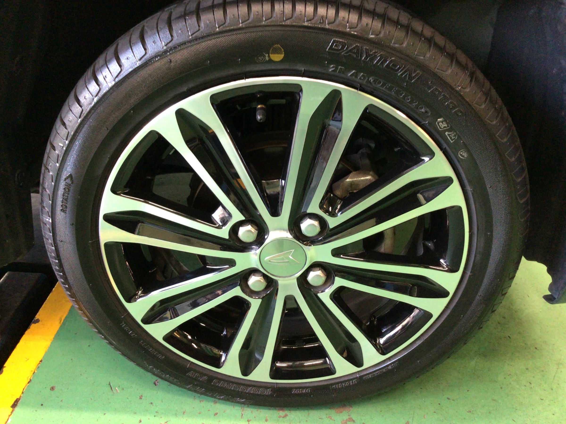 限定セール！】 タイヤ・アルミ 165/55R15 ダイハツ純正 165/55R15