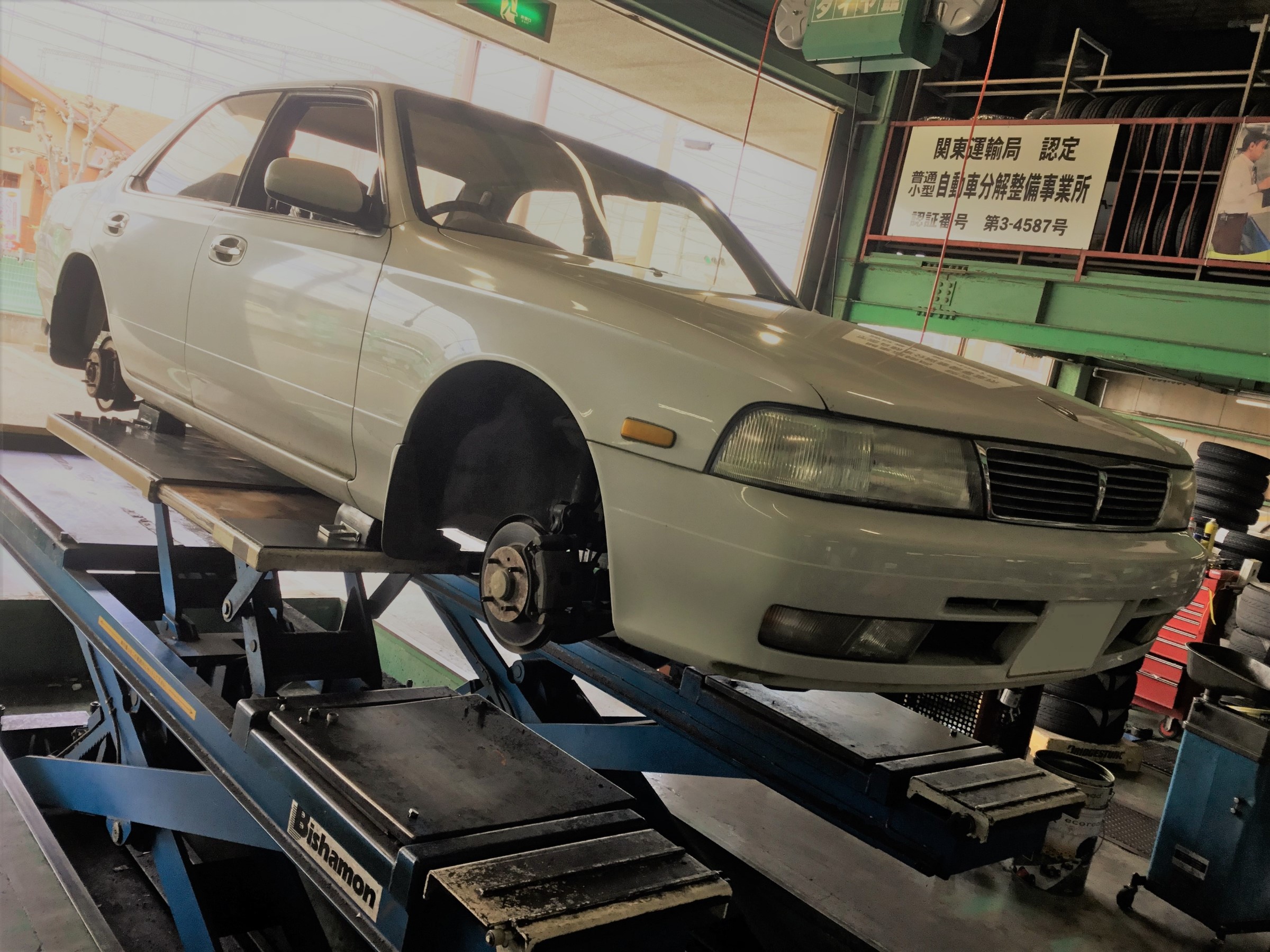 C34型ローレル、夏タイヤ交換！ | 日産 ローレル タイヤ タイヤ 