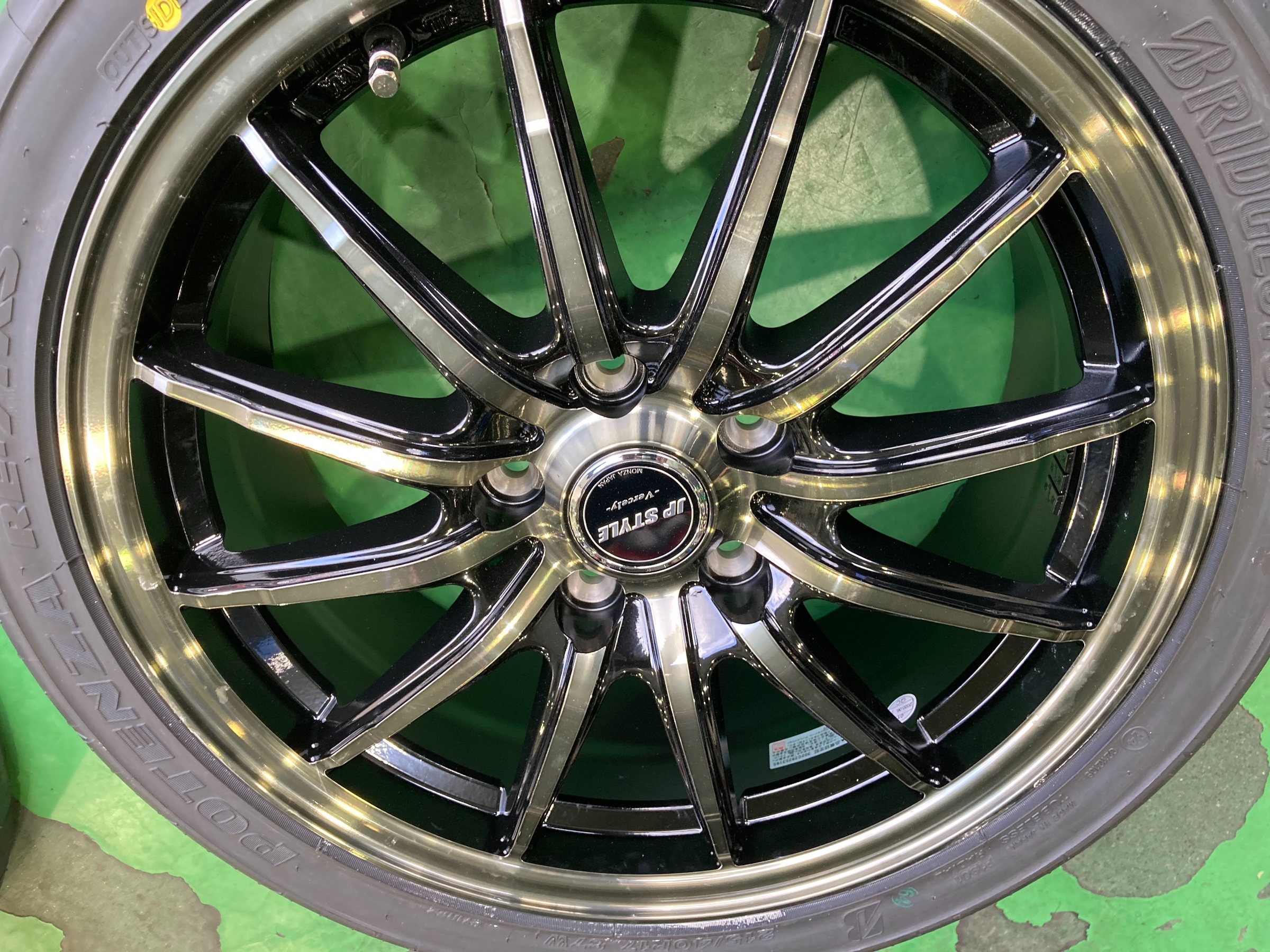 スズキ スイフトスポーツ ZC33SにポテンザRE71RS装着 | 店舗おススメ