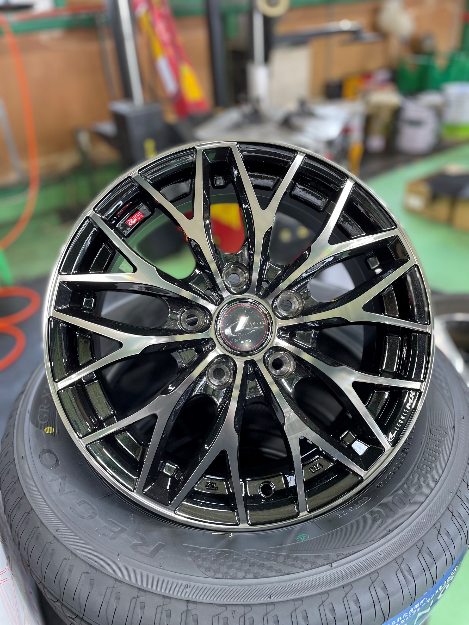 ♪「ホンダ フリード＋」に「WEDS（ウェッズ） レオニスMX」を装着