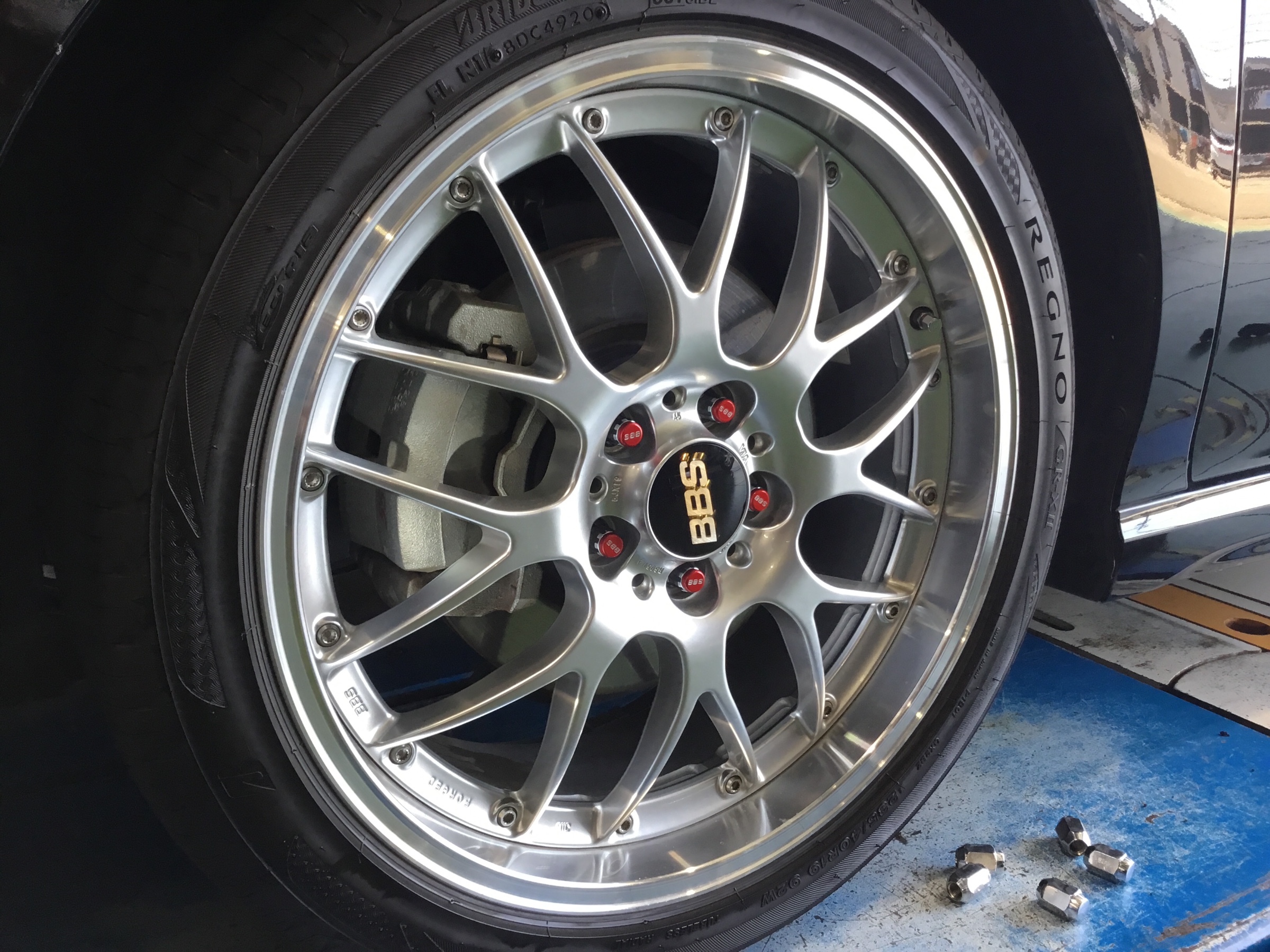 BBS ナット交換 | その他 タイヤ・ホイール関連 > タイヤ・ホイール