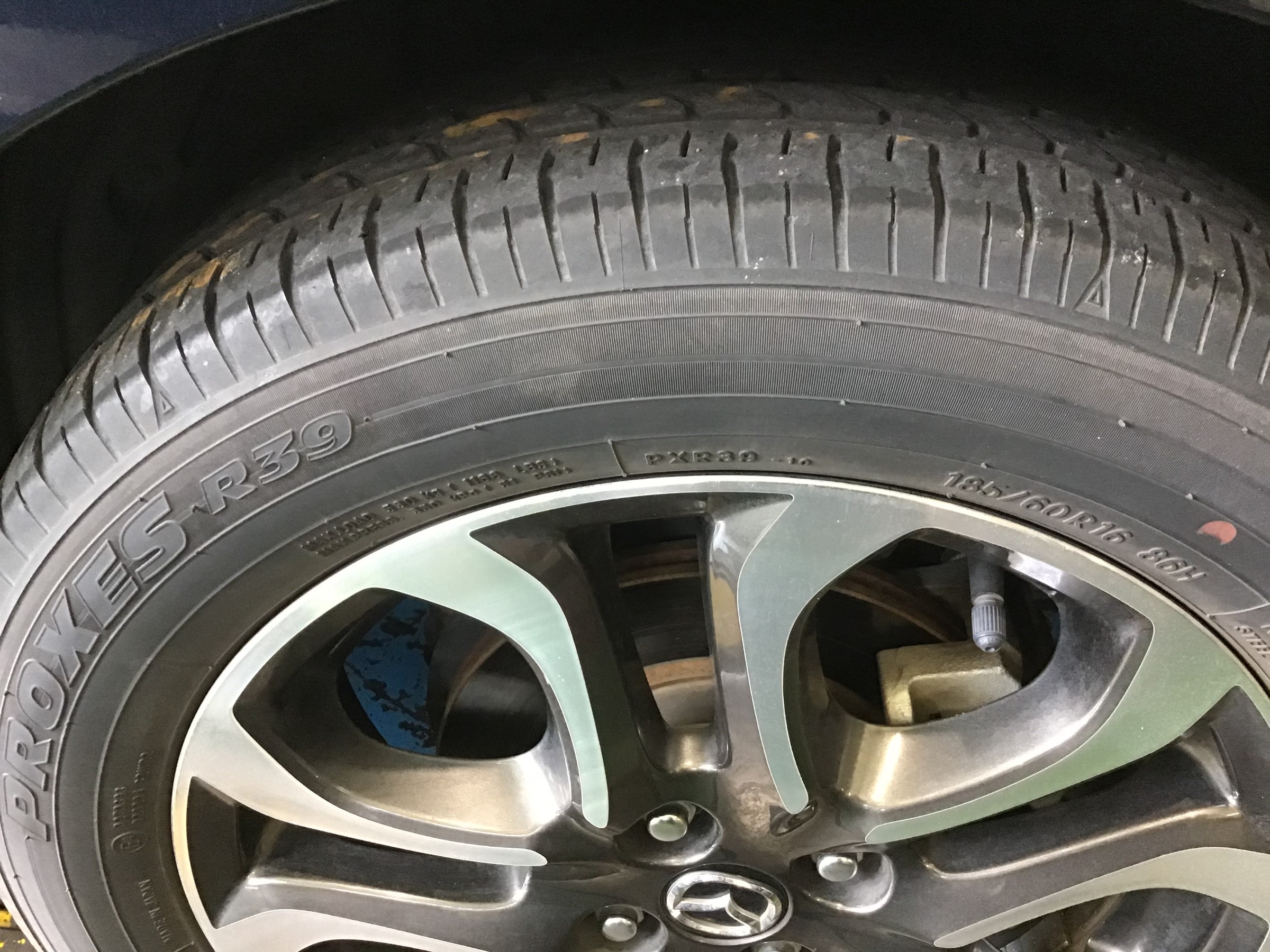 新車装着のTOYOタイヤ