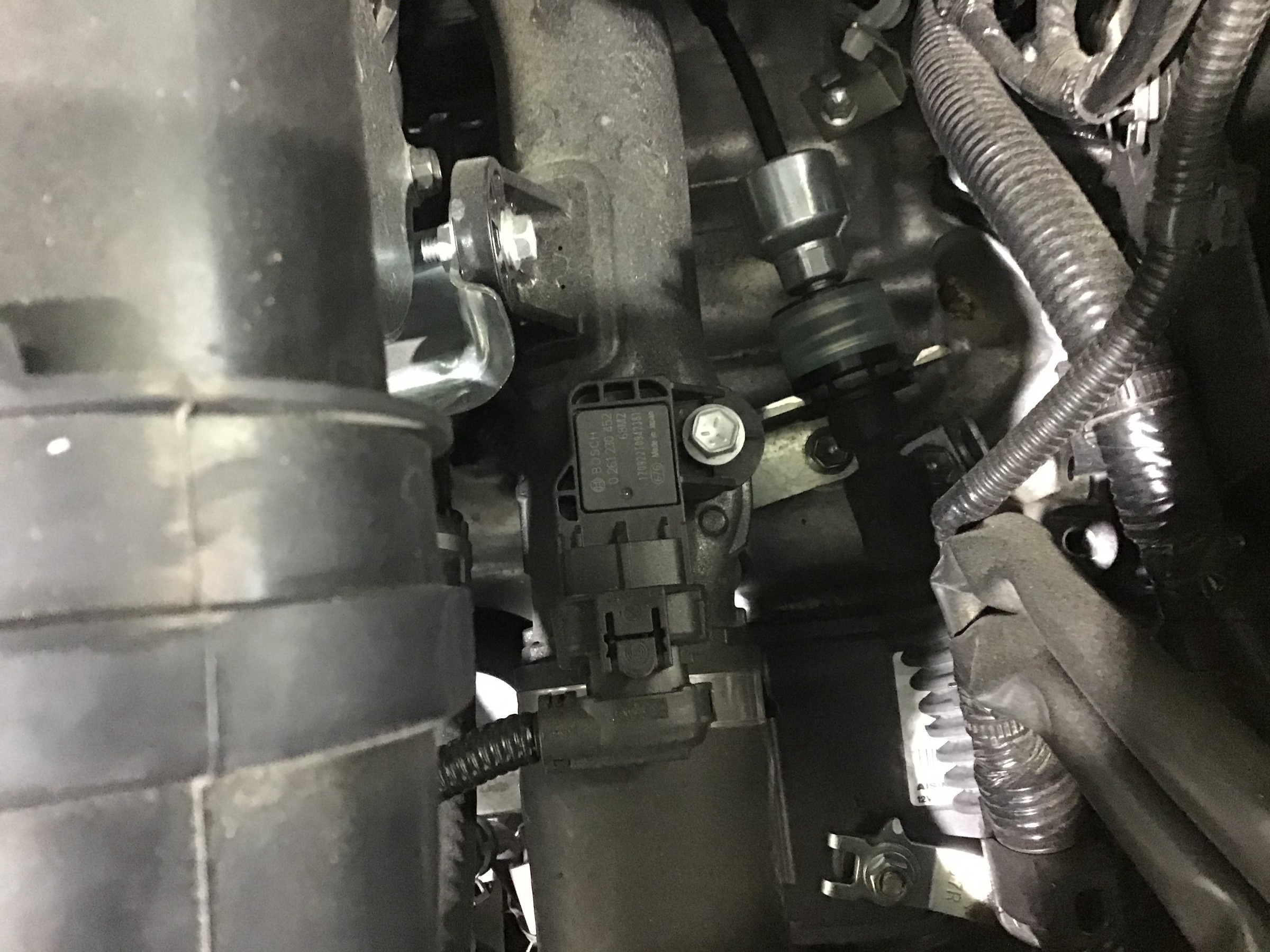 Hks パワーエディター取付 Zc33sスイフトスポーツ スズキ スイフト スポーツ その他 パーツ取付 各種用品取付 サービス事例 タイヤ館 中津川 岐阜県のタイヤ カー用品ショップ タイヤからはじまる トータルカーメンテナンス タイヤ館グループ