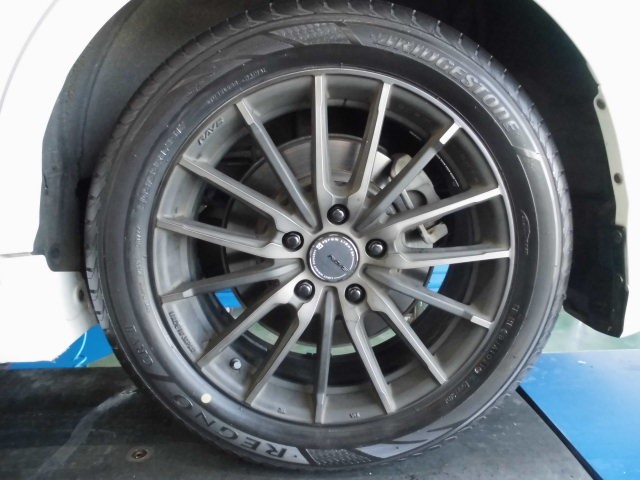 RK5 ステップワゴン クールスピリット 後期 純正ホイール 17インチ タイヤ RK5 ステップワゴン クールスピリット 後期 純正ホイール 17インチ