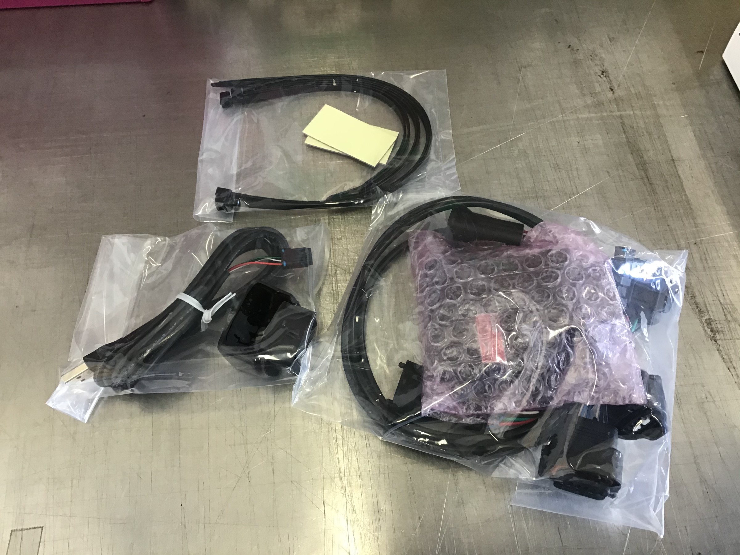 ☆HKS パワーエディター取付 ZC33Sスイフトスポーツ | スズキ スイフト