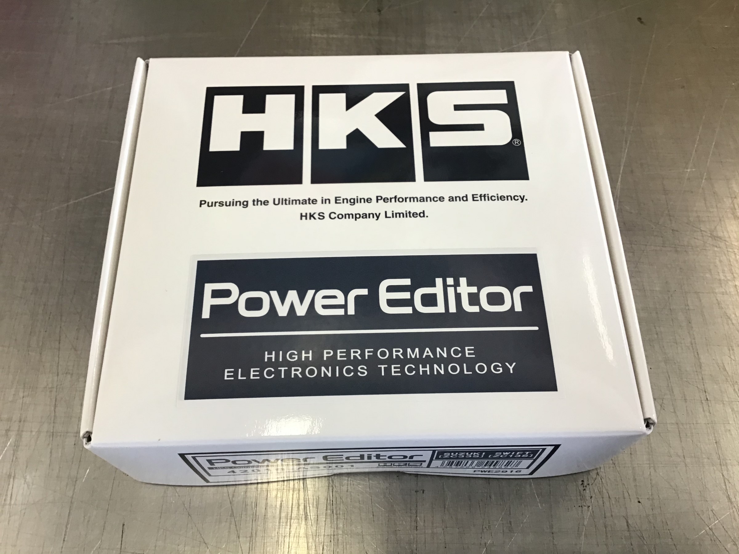 Hks パワーエディター取付 Zc33sスイフトスポーツ スズキ スイフト スポーツ その他 パーツ取付 各種用品取付 サービス事例 タイヤ館 中津川 岐阜県のタイヤ カー用品ショップ タイヤからはじまる トータルカーメンテナンス タイヤ館グループ