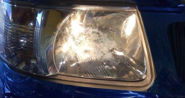 スタッフが撮影