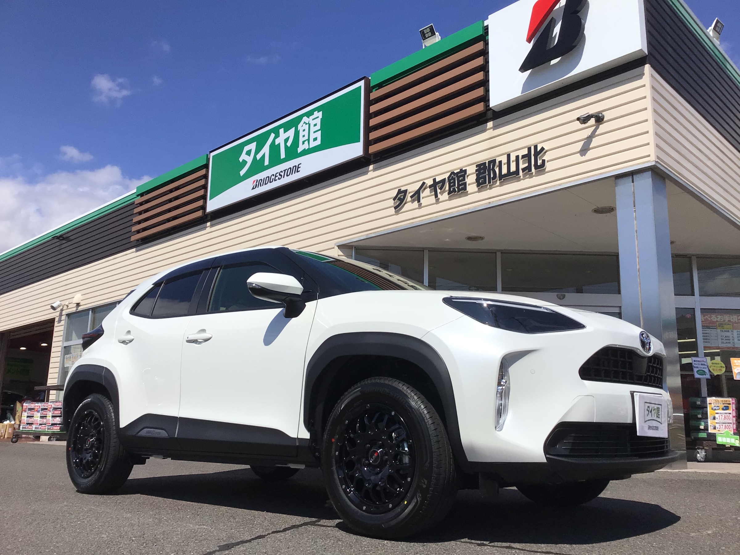 トヨタ ヤリスクロス 16インチホイール | サービス事例 | タイヤ館