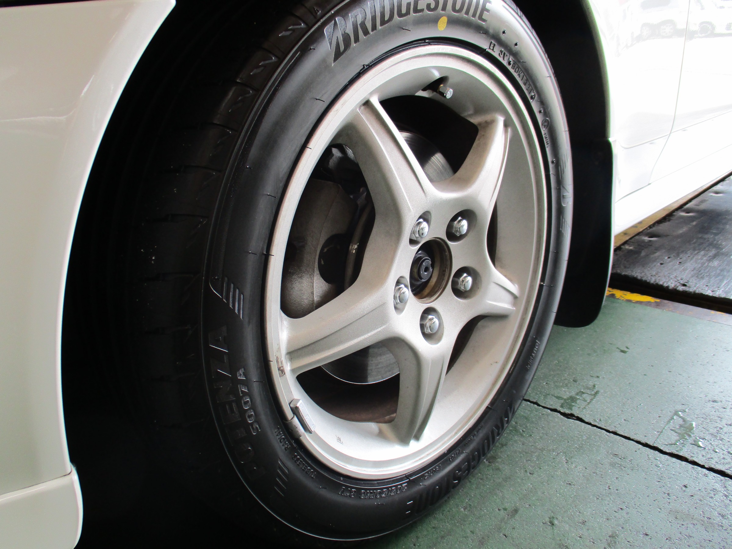 プレリュード（BB6タイプS）タイヤ交換！！！ | 店舗おススメ情報