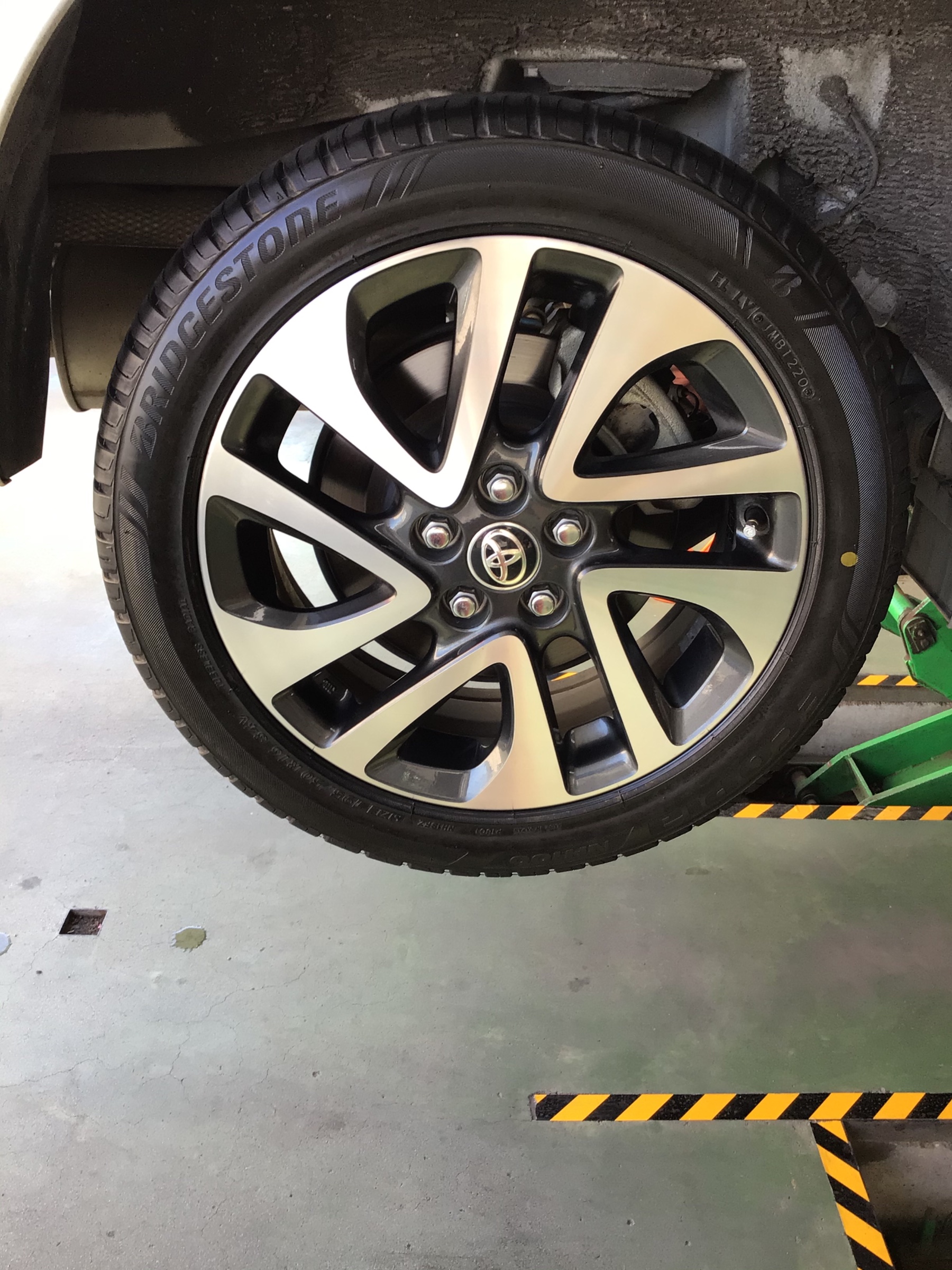 軽 コンパクトカーのオススメタイヤあります トヨタ シエンタ タイヤ タイヤ ホイール関連 タイヤ ホイール交換 サービス事例 タイヤ館 鹿屋 タイヤからはじまる トータルカーメンテナンス タイヤ館グループ