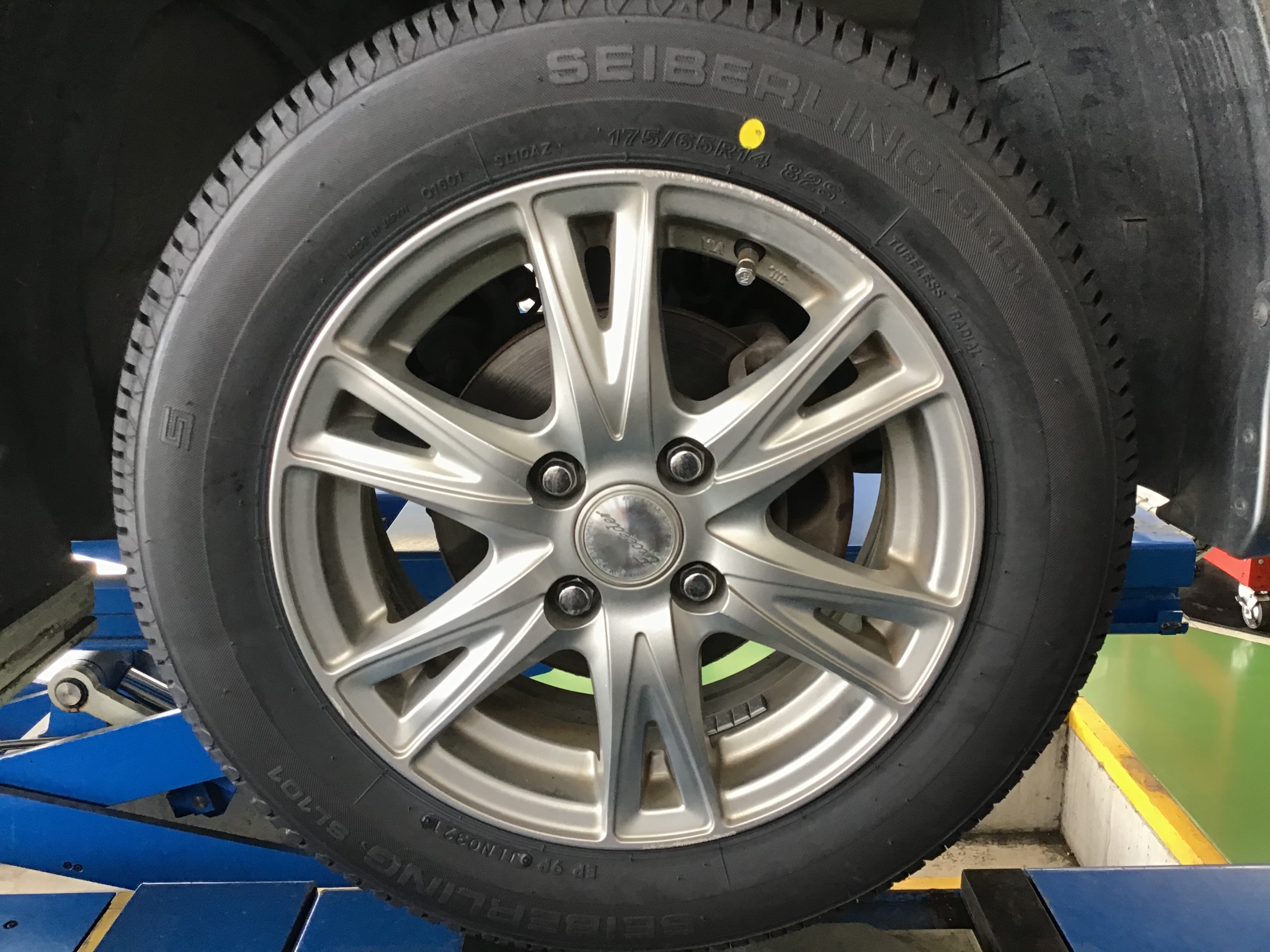 21年4月28日 サービス事例 タイヤ館 吉川 タイヤからはじまる トータルカーメンテナンス タイヤ館グループ