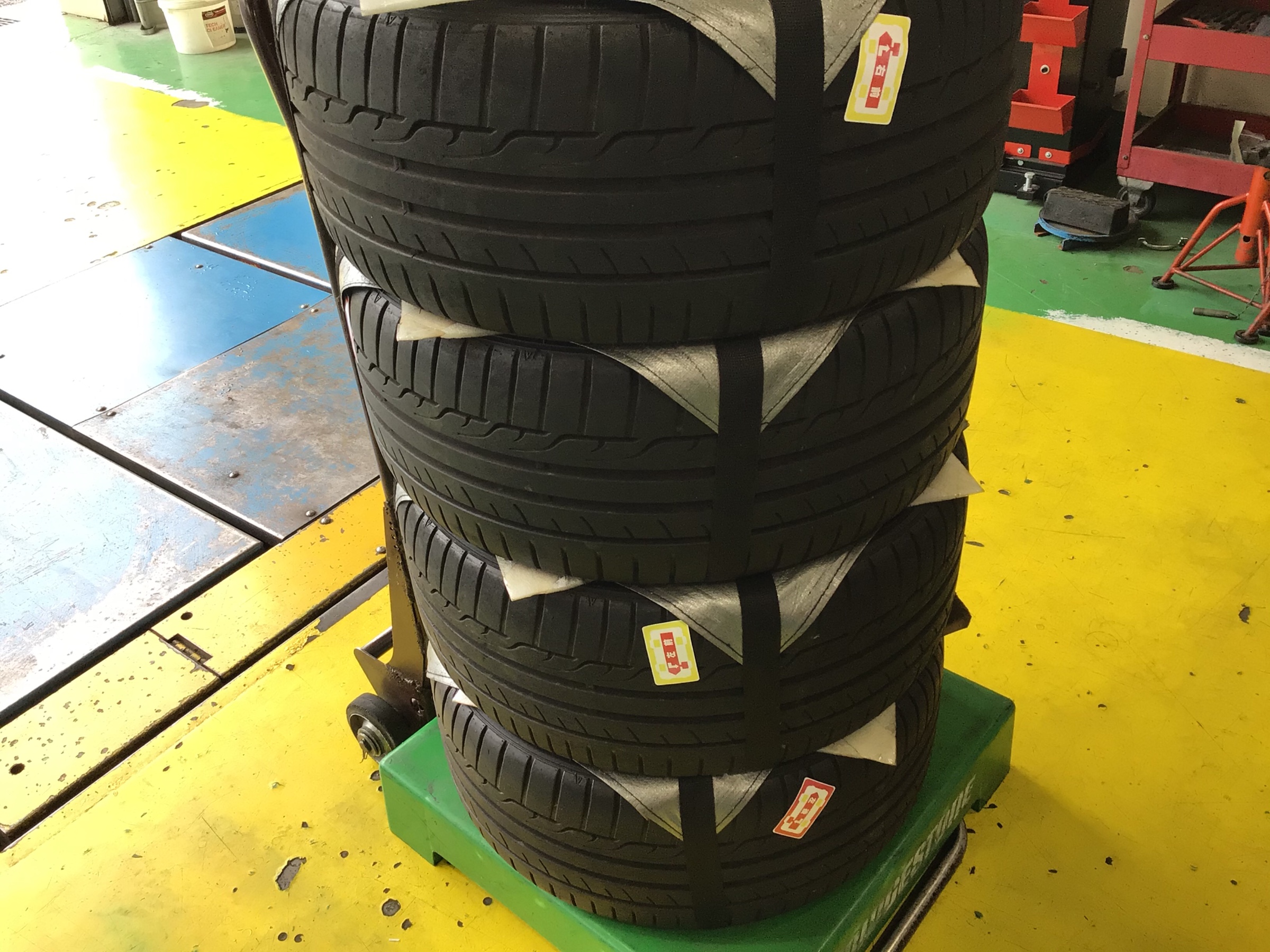 タイヤ保管サービス承ってます タイヤ タイヤ保管取次 スタッフ日記 タイヤ館 １２２鳩ヶ谷 タイヤからはじまる トータルカーメンテナンス タイヤ館グループ