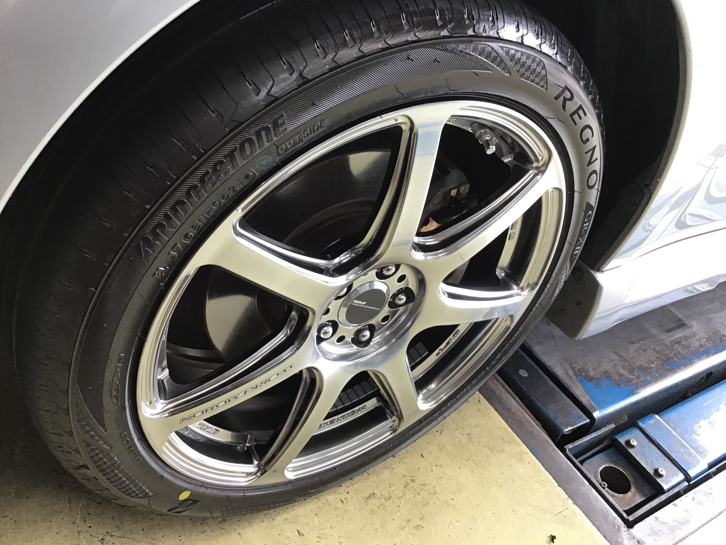 レガシィ WORK EMOTION T7R お取り付け | スバル レガシィB4 ホイール