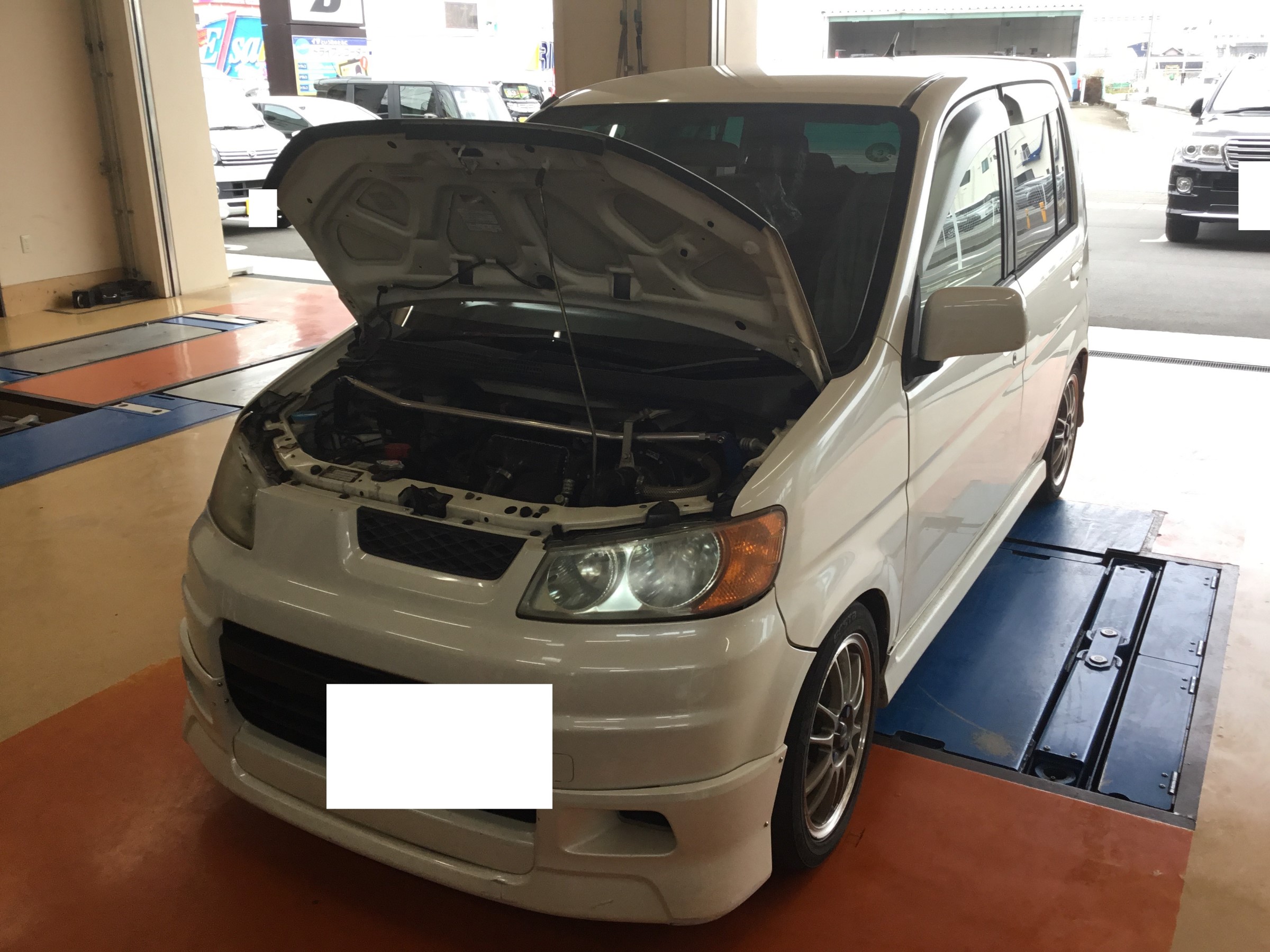 ライフダンク タイヤ交換 ホンダ ライフ タイヤ サービス事例 タイヤ館 寒川 タイヤからはじまる トータルカーメンテナンス タイヤ館グループ