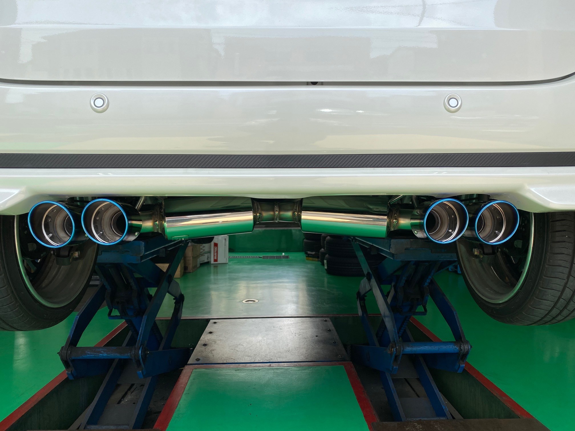 新型スペーシアカスタム ターボ MK53S 快音スポーツマフラー 2本出し