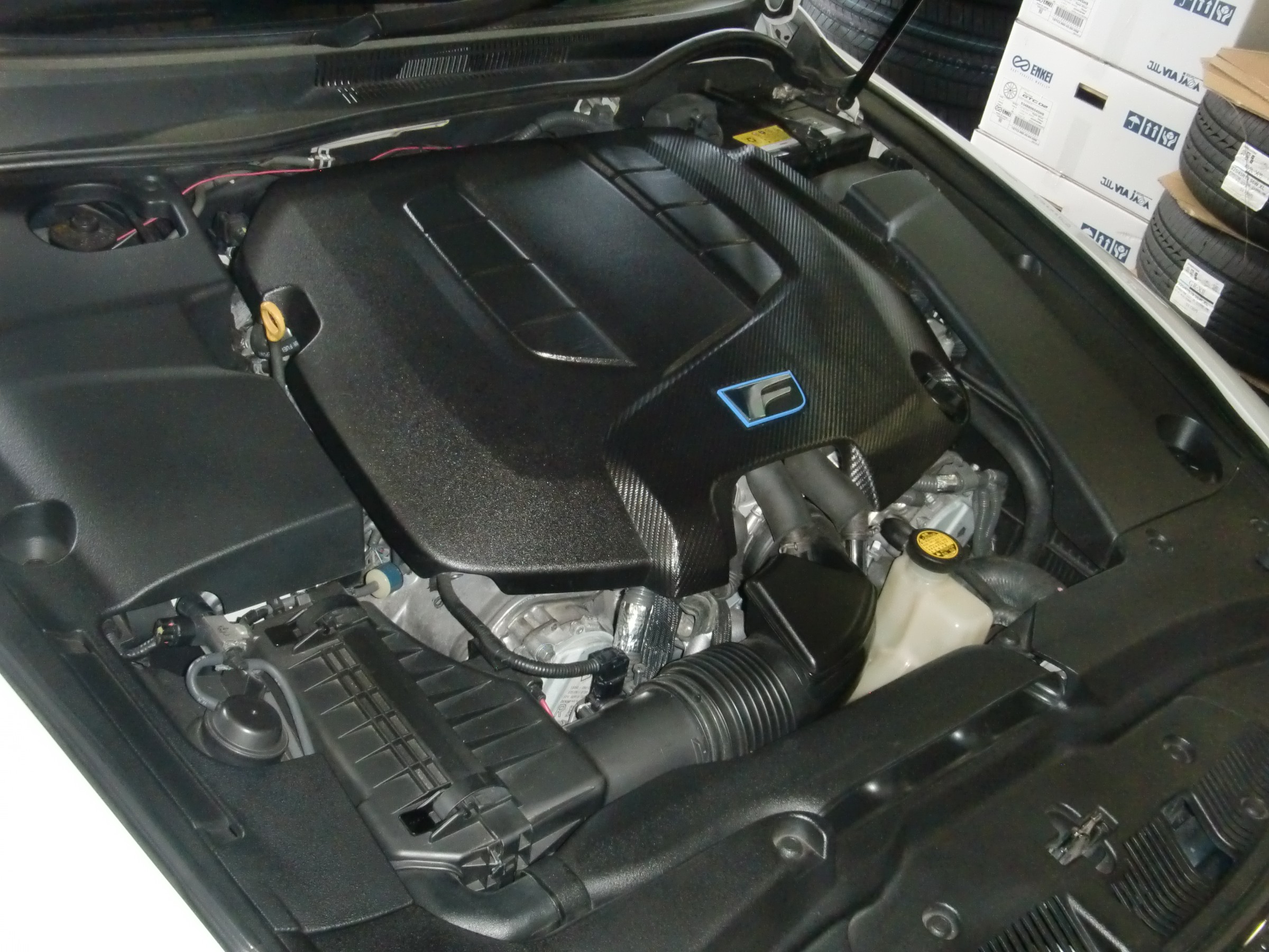 Use型レクサスis F フラッシング 高性能オイルashでオイル エレメント交換 レクサス Is F メンテナンス商品 オイル関連 エンジンオイル交換 技術サービスブログ タイヤ館 鎌ヶ谷 千葉県のタイヤ カー用品ショップ タイヤからはじまる トータルカー