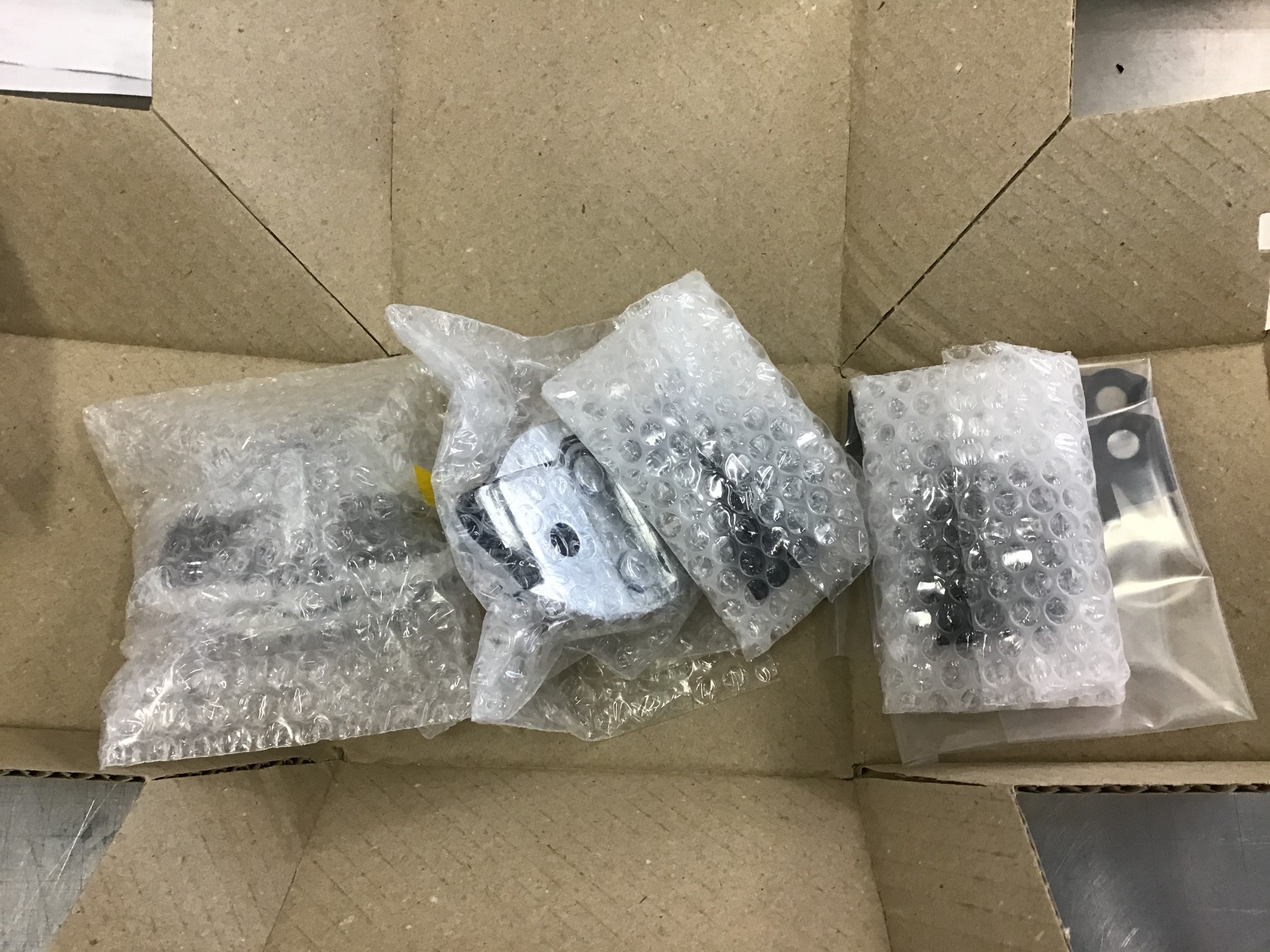 ☆TRD ドアスタビライザー取り付け！ | 店舗おススメ情報 | タイヤ館