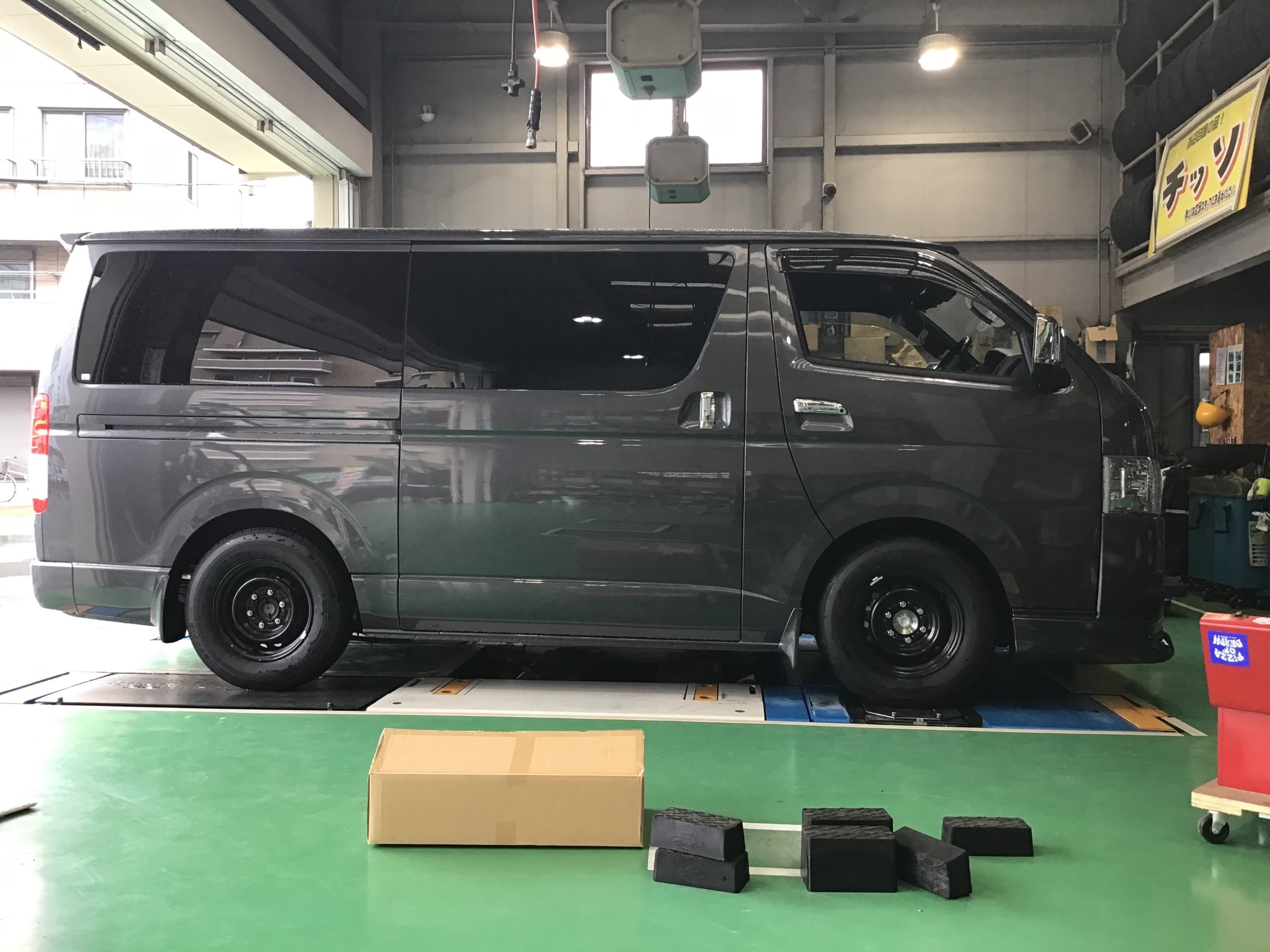 値段が激安 クスコ CUSCO リヤヘルパーリーフバンパートヨタ ハイエース 200系
