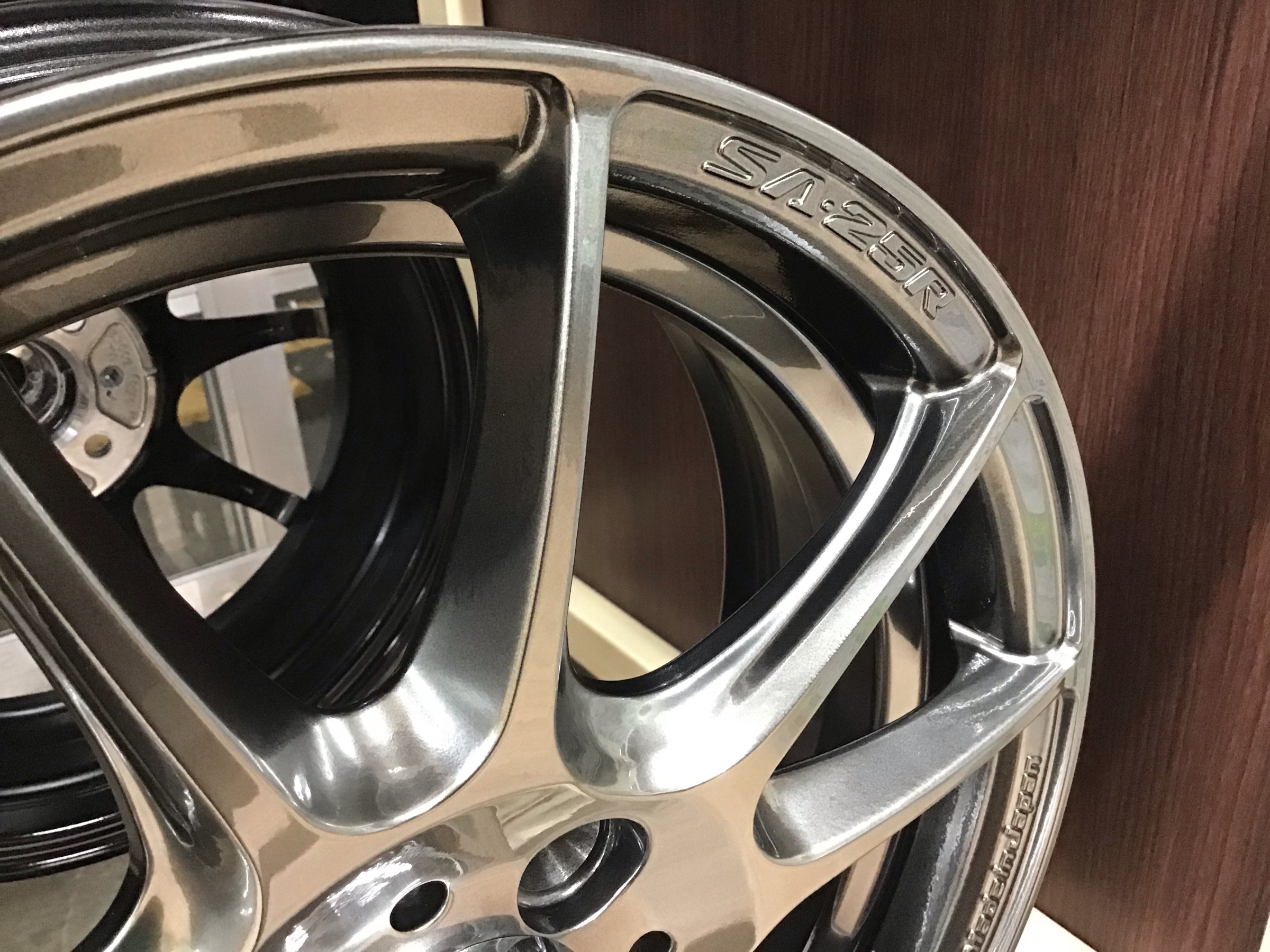 今日のニューカマーホイール【ウェッズスポーツ ＳＡ－９９Ｒ