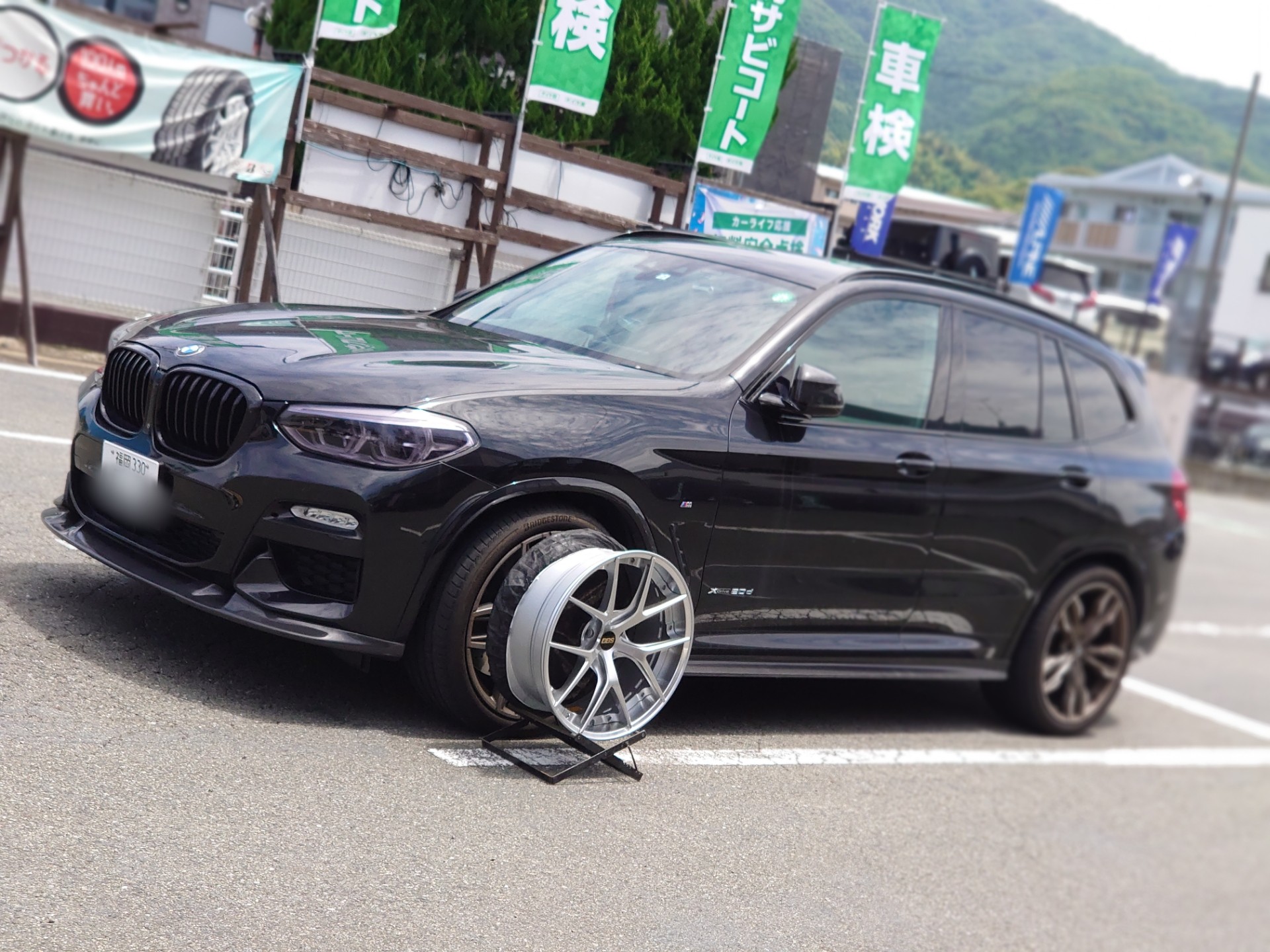 BMW X3 G のブレーキパッドを DIXCEL Mタイプ に交換来ました