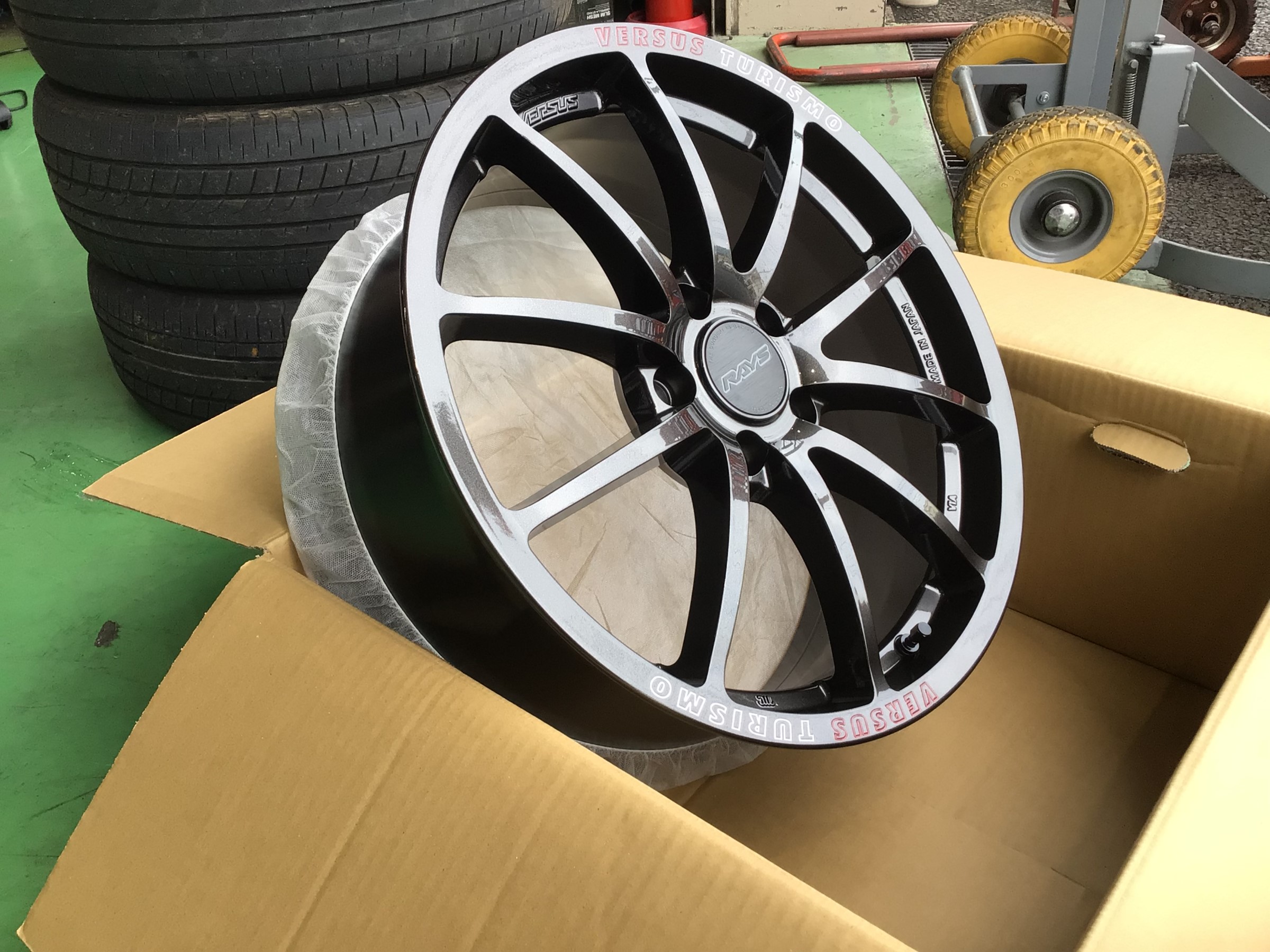 RAYS VERSUS VT125S 登場！ | 店舗おススメ情報 | タイヤ館 西