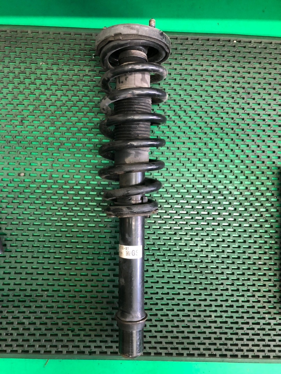 ホンダ オデッセイ（RB3） 足回りのリフレッシュ 「TEIN EnduraPro