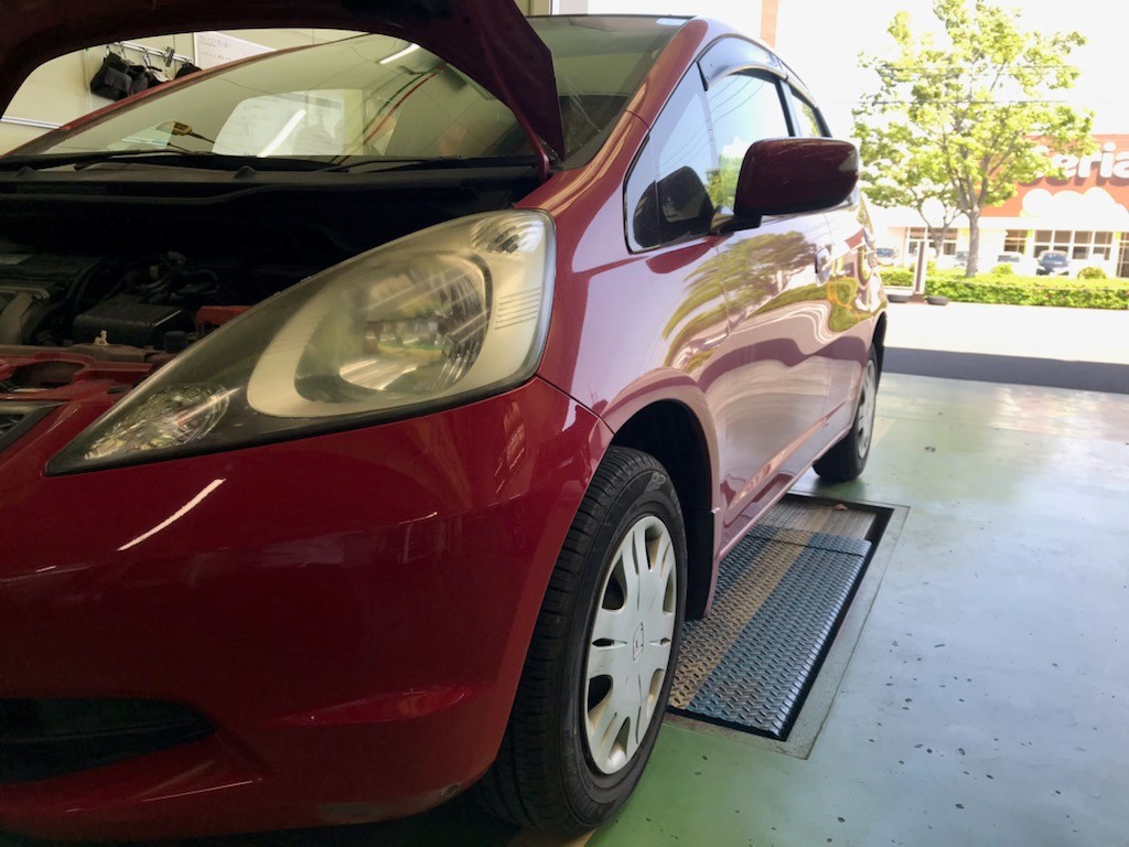 バッテリー交換 ヘッドライトコーティングしました ホンダ フィット ホンダ フィット メンテナンス商品 その他 無料安全点検 サービス事例 タイヤ館 倉吉 タイヤからはじまる トータルカーメンテナンス タイヤ館グループ